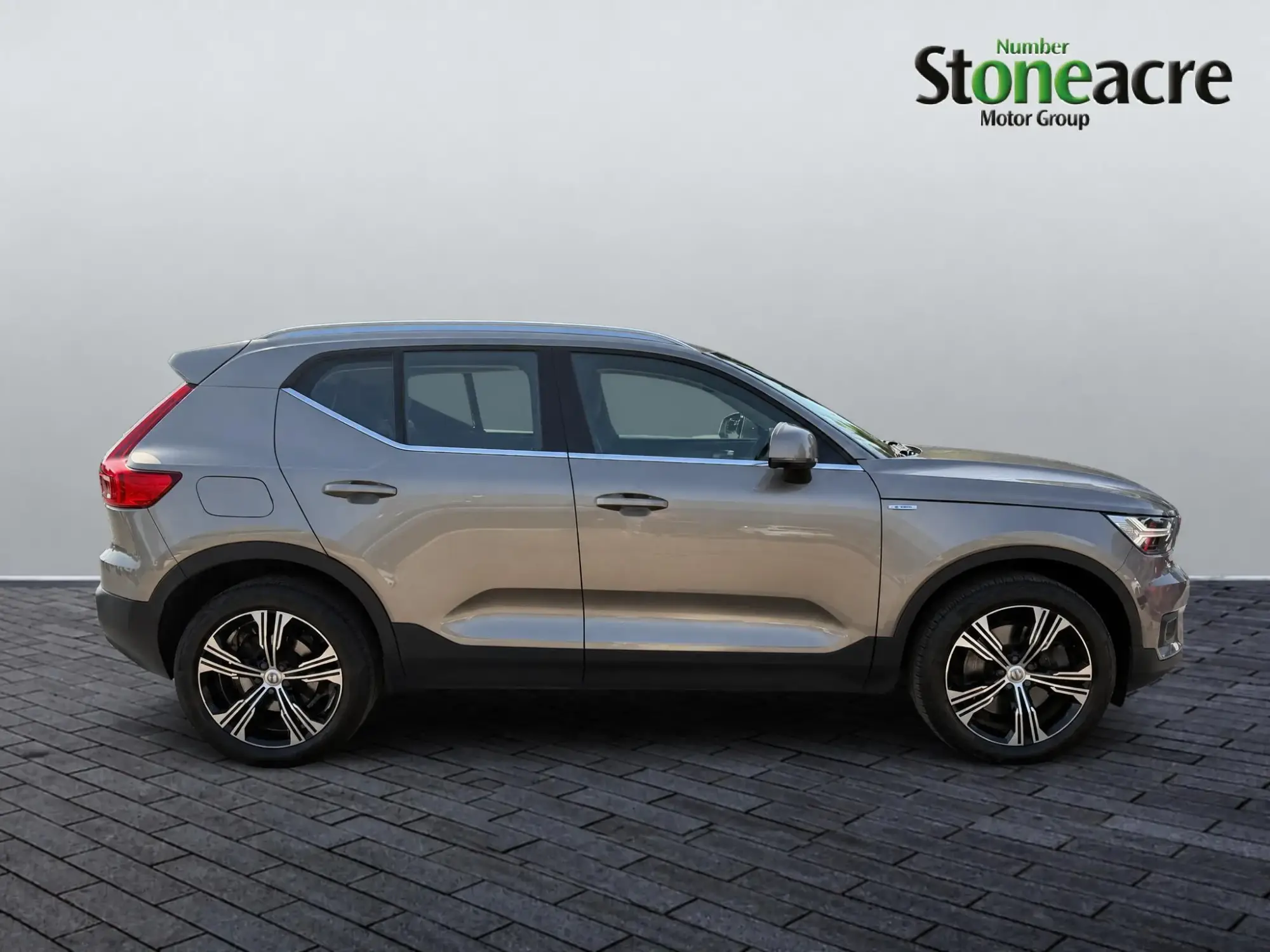 Volvo XC40 Recharge Image 2 Volvo XC40 Recharge Image 2