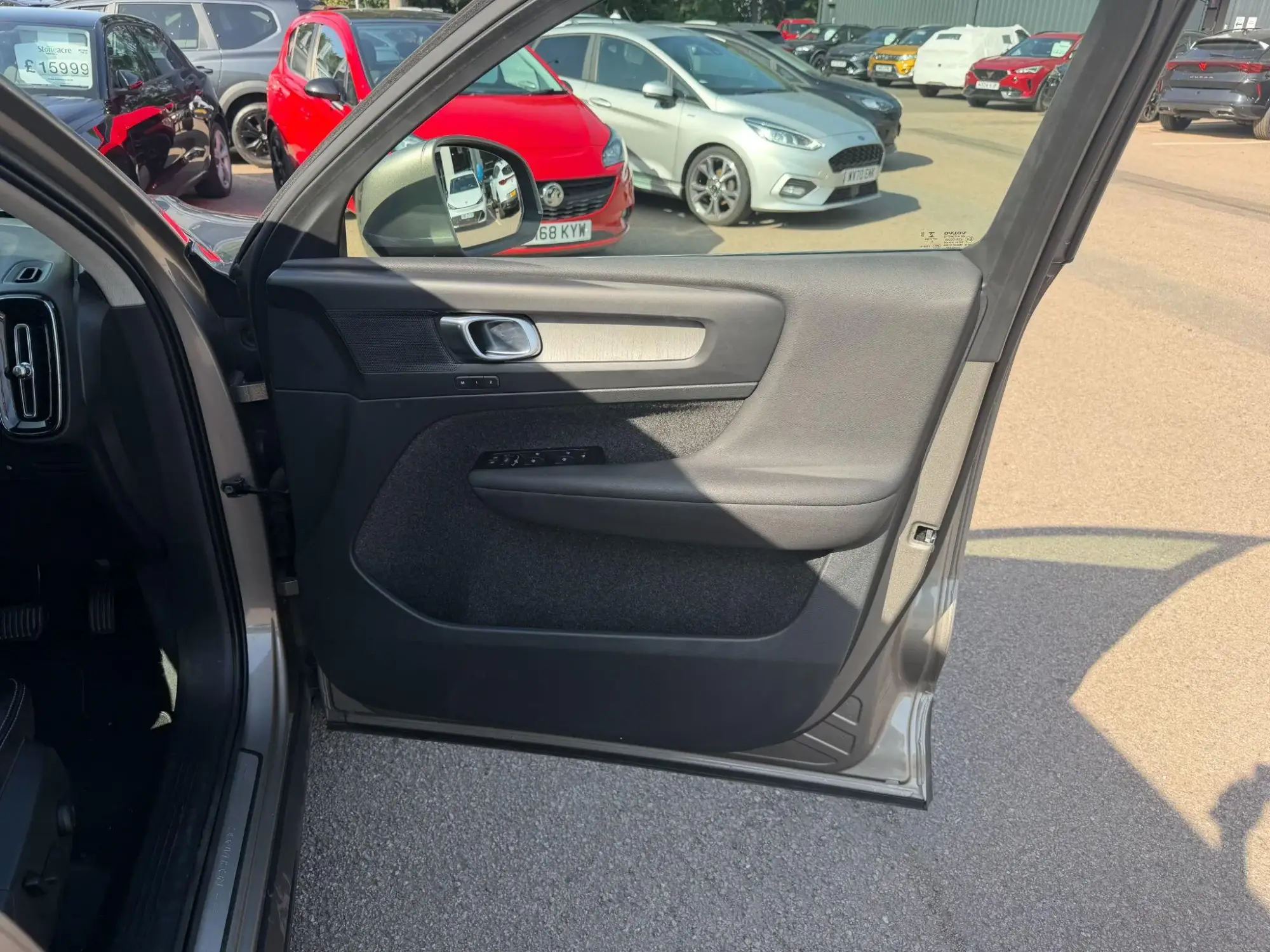 Volvo XC40 Recharge Image 23 Volvo XC40 Recharge Image 23