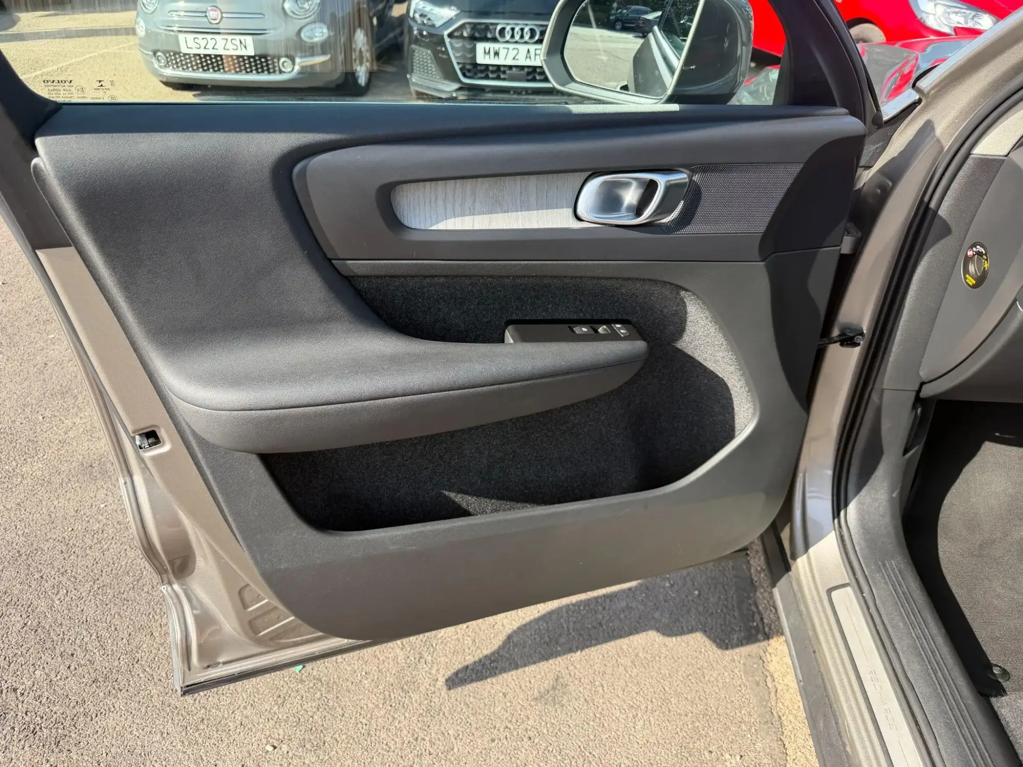 Volvo XC40 Recharge Image 24 Volvo XC40 Recharge Image 24
