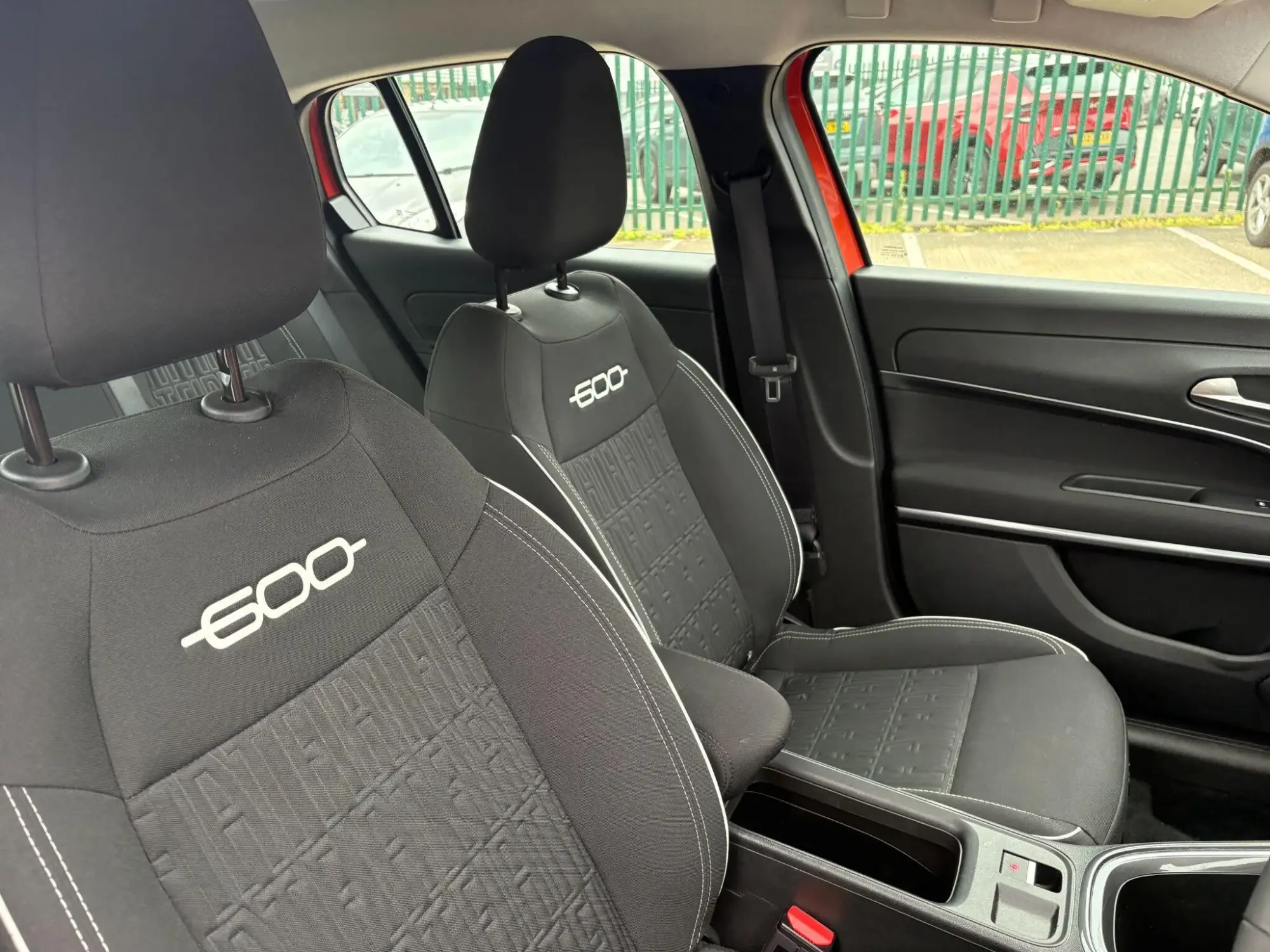 Fiat 600 Petrol Image 12 Fiat 600 Petrol Image 12