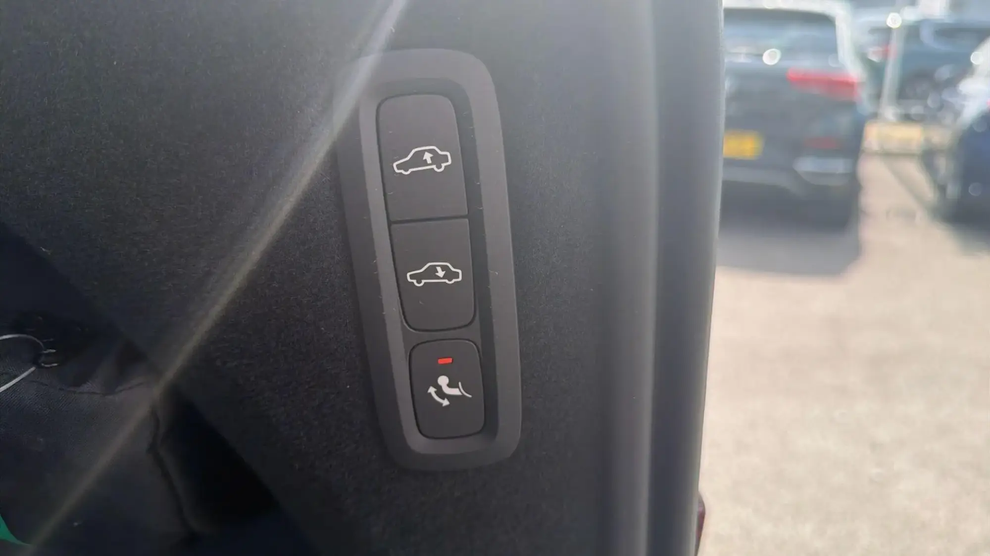 Volvo XC90 Plug-In Hybrid Image 43 Volvo XC90 Plug-In Hybrid Image 43