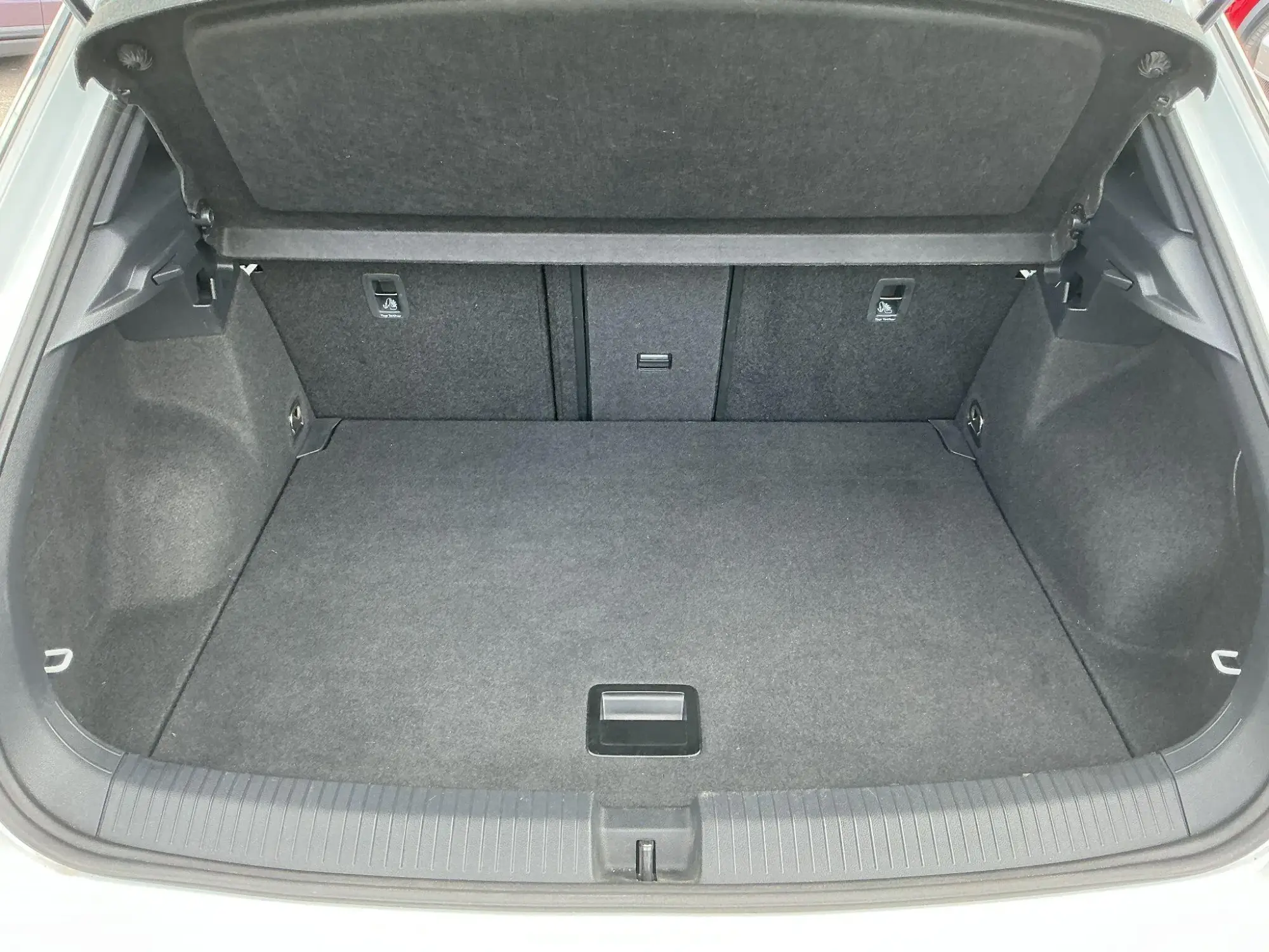 Volkswagen T-Roc Image 10