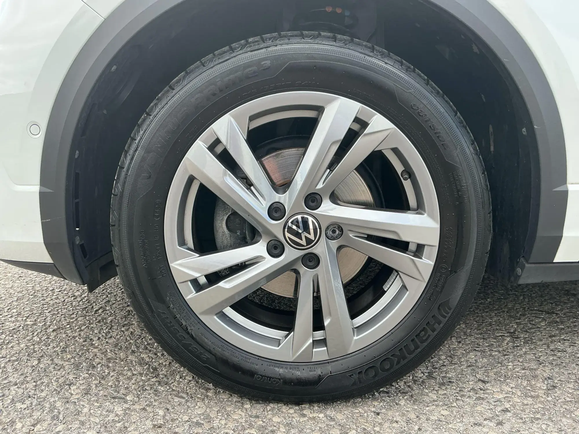 Volkswagen T-Roc Image 14