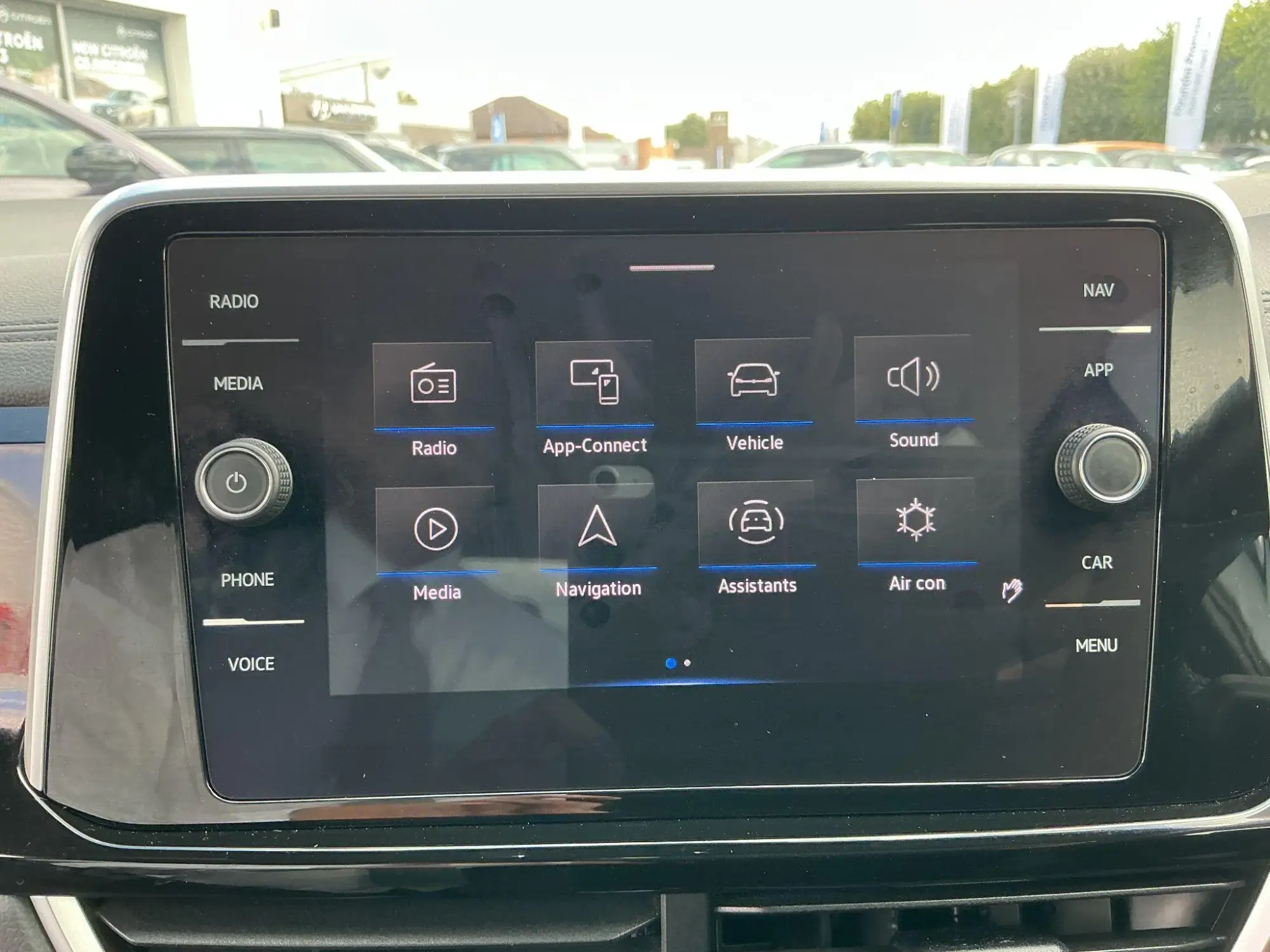 Volkswagen T-Roc Image 27