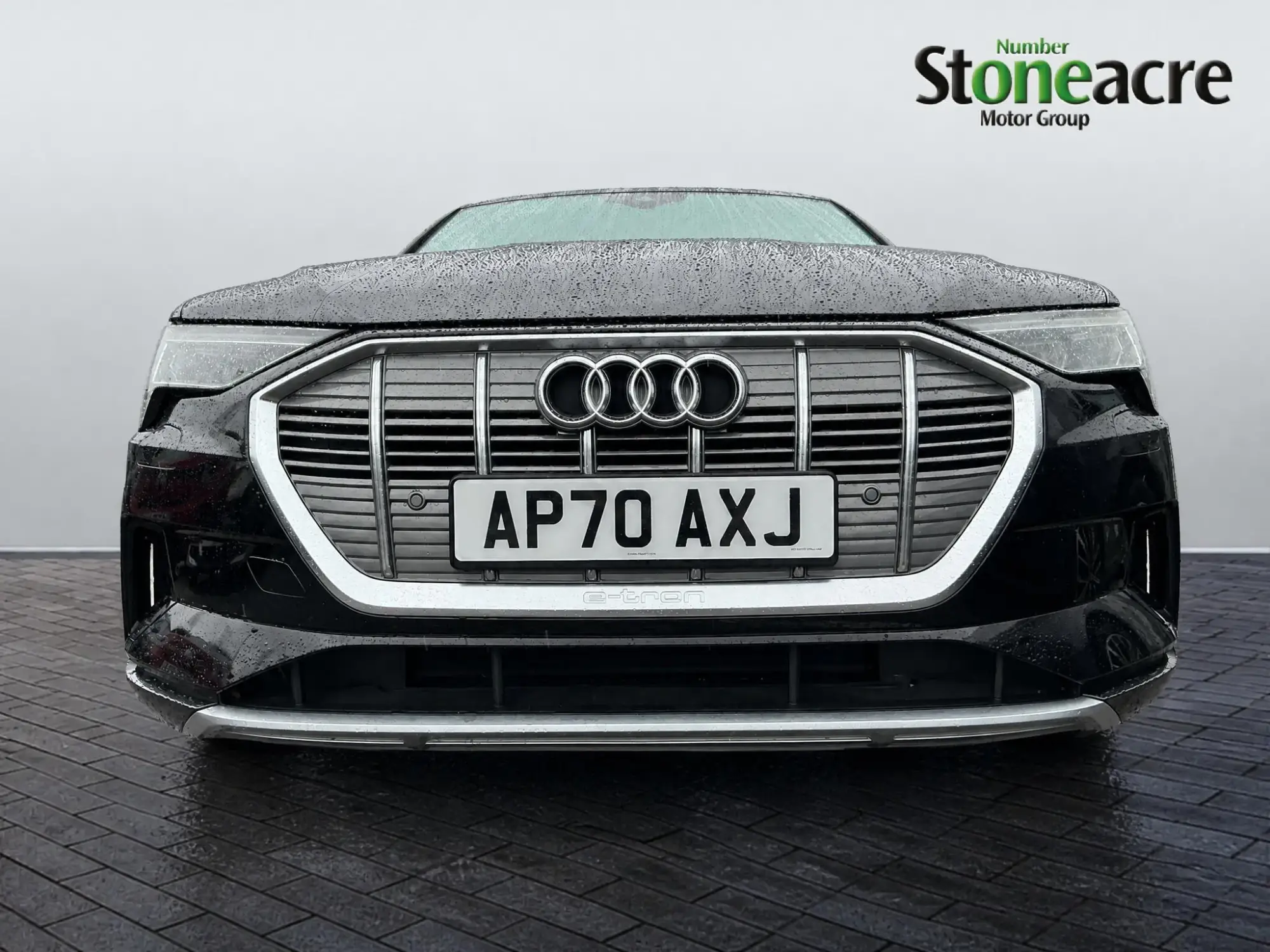 Audi e-tron Image 2