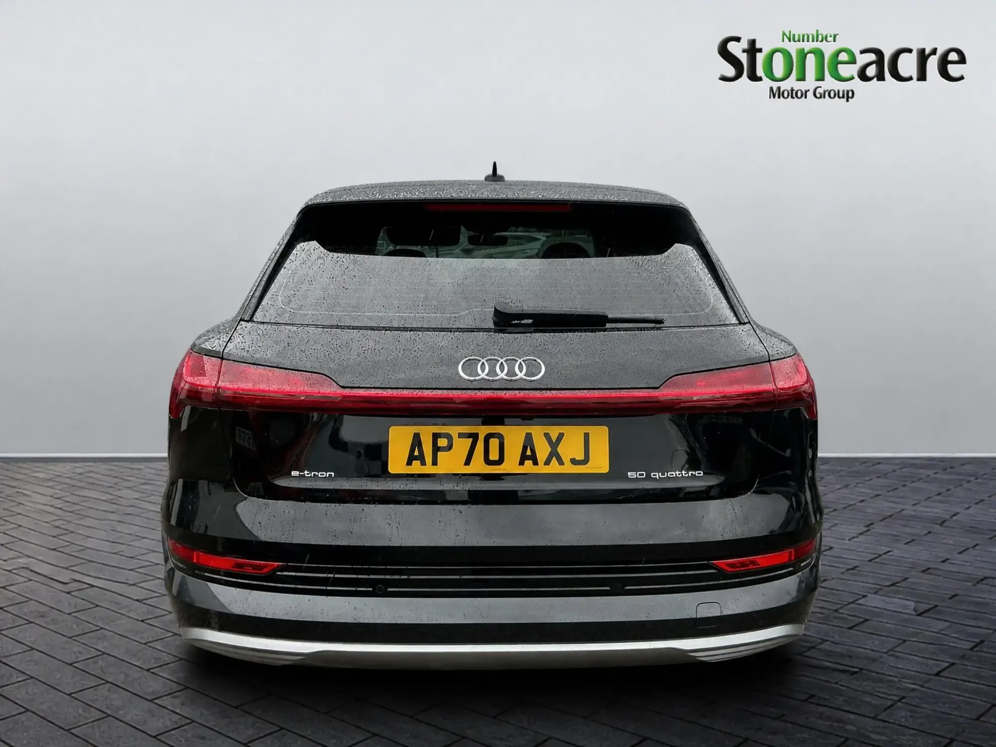 Audi e-tron Image 7