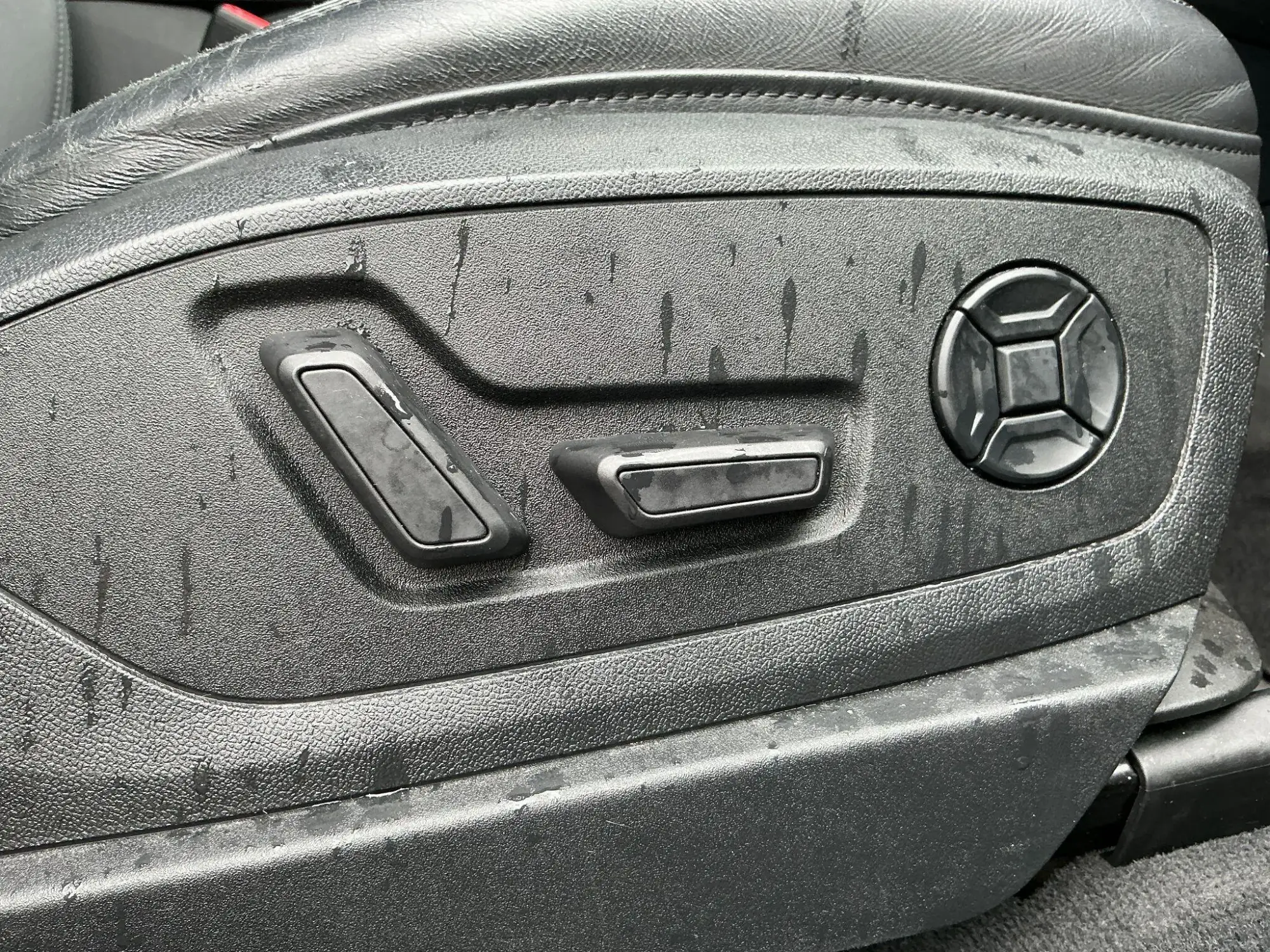 Audi e-tron Image 18