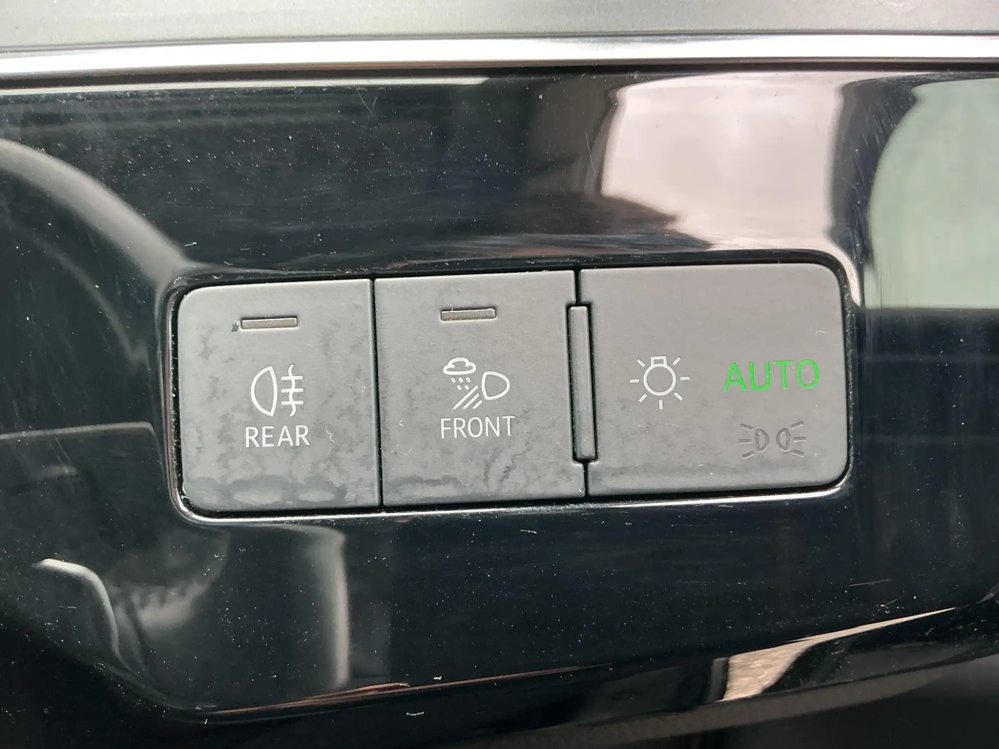 Audi e-tron Image 23