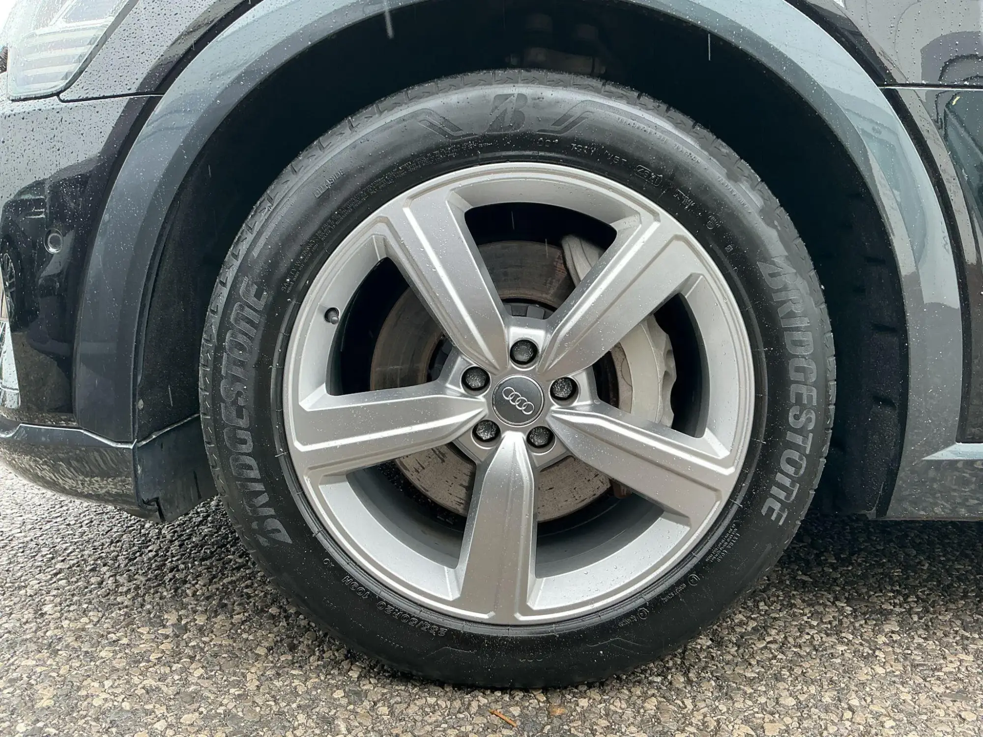 Audi e-tron Image 25