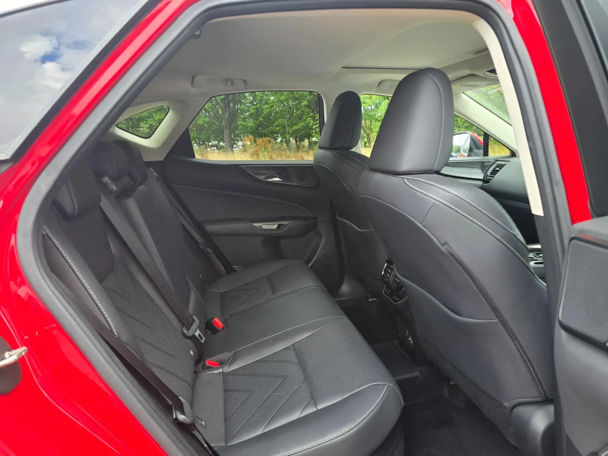 Lexus NX Image 15 Lexus NX Image 15