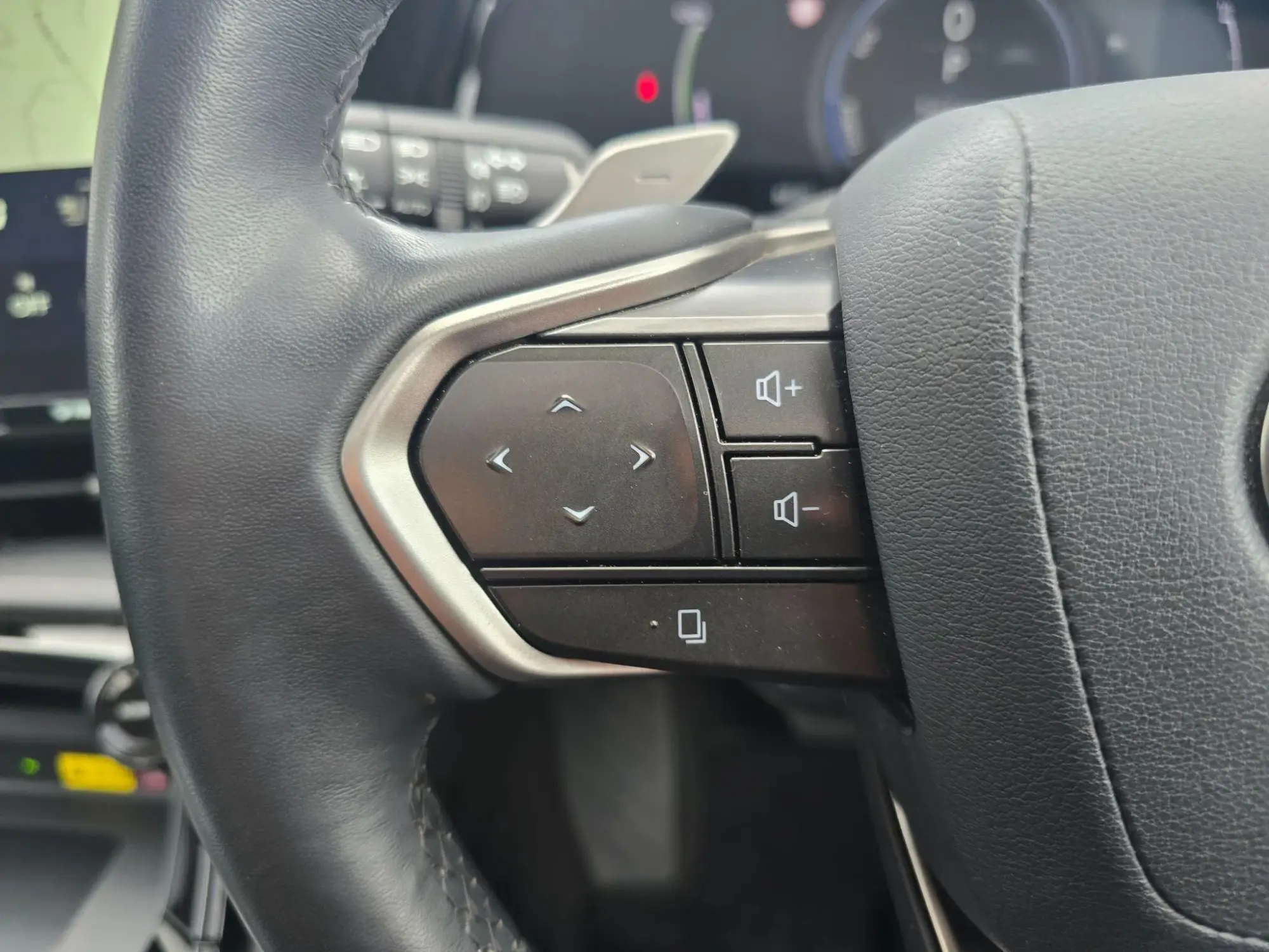 Lexus NX Image 20 Lexus NX Image 20