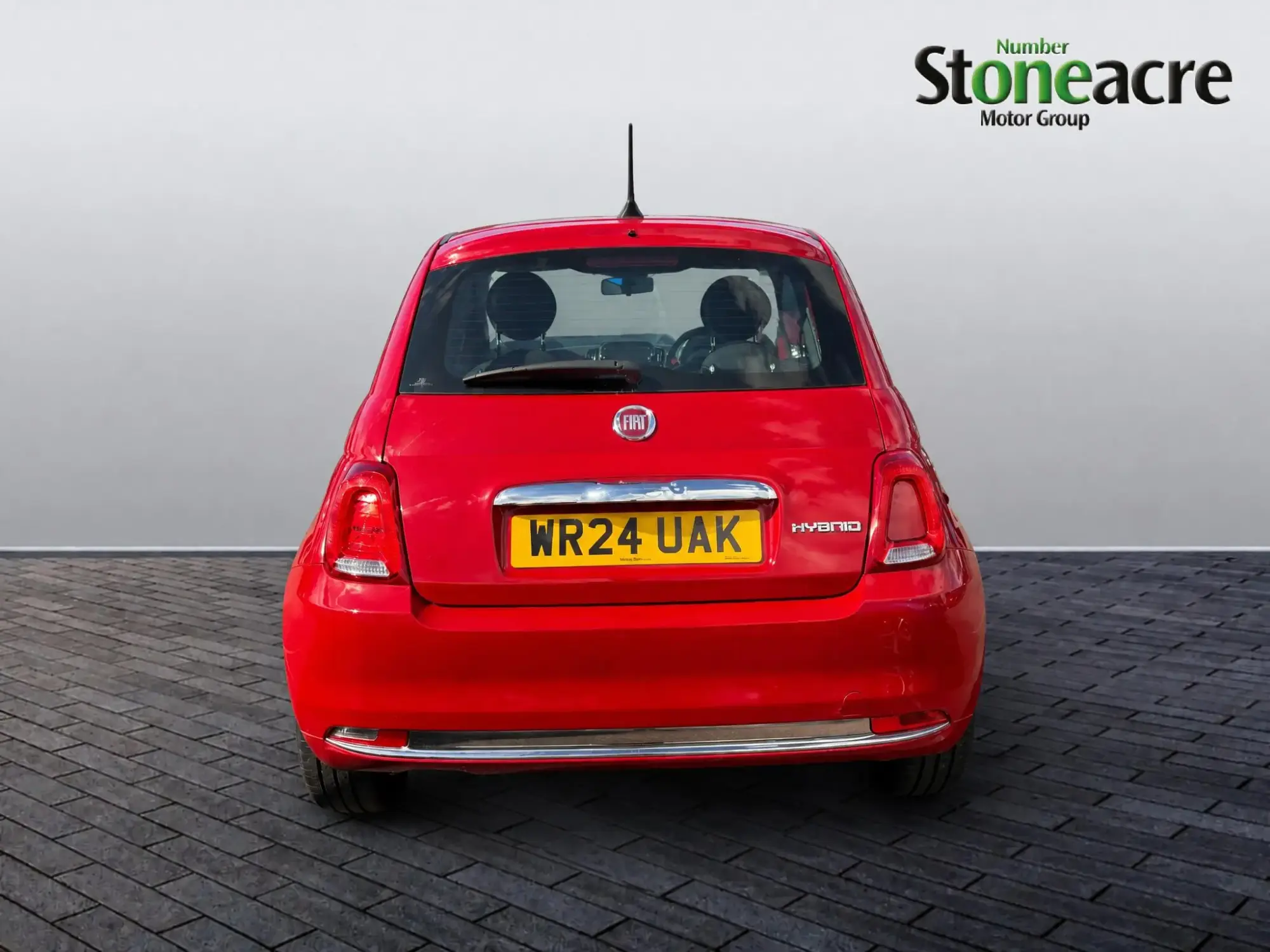 Fiat 500 Hybrid Image 6