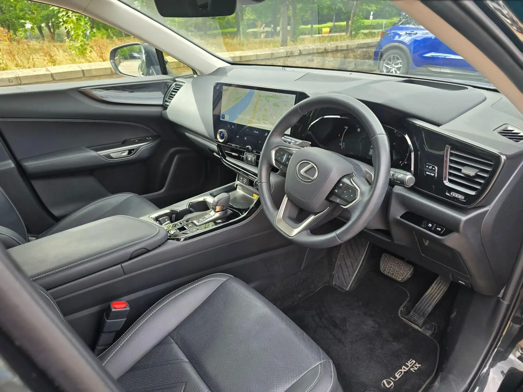 Lexus NX Image 13