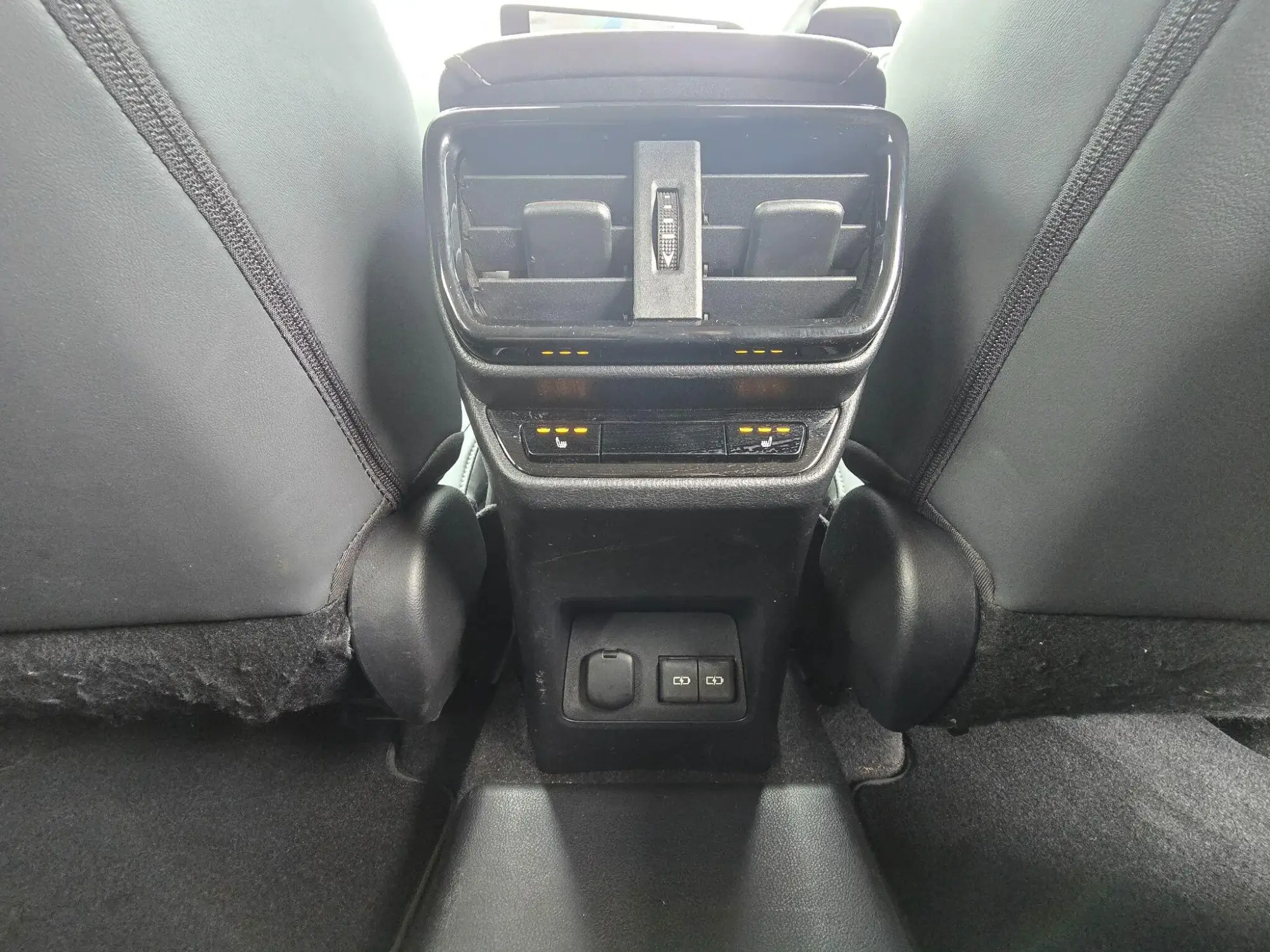 Lexus NX Image 19