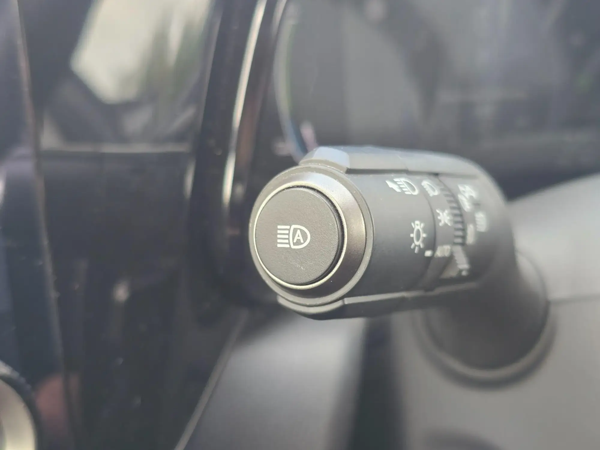 Lexus NX Image 33