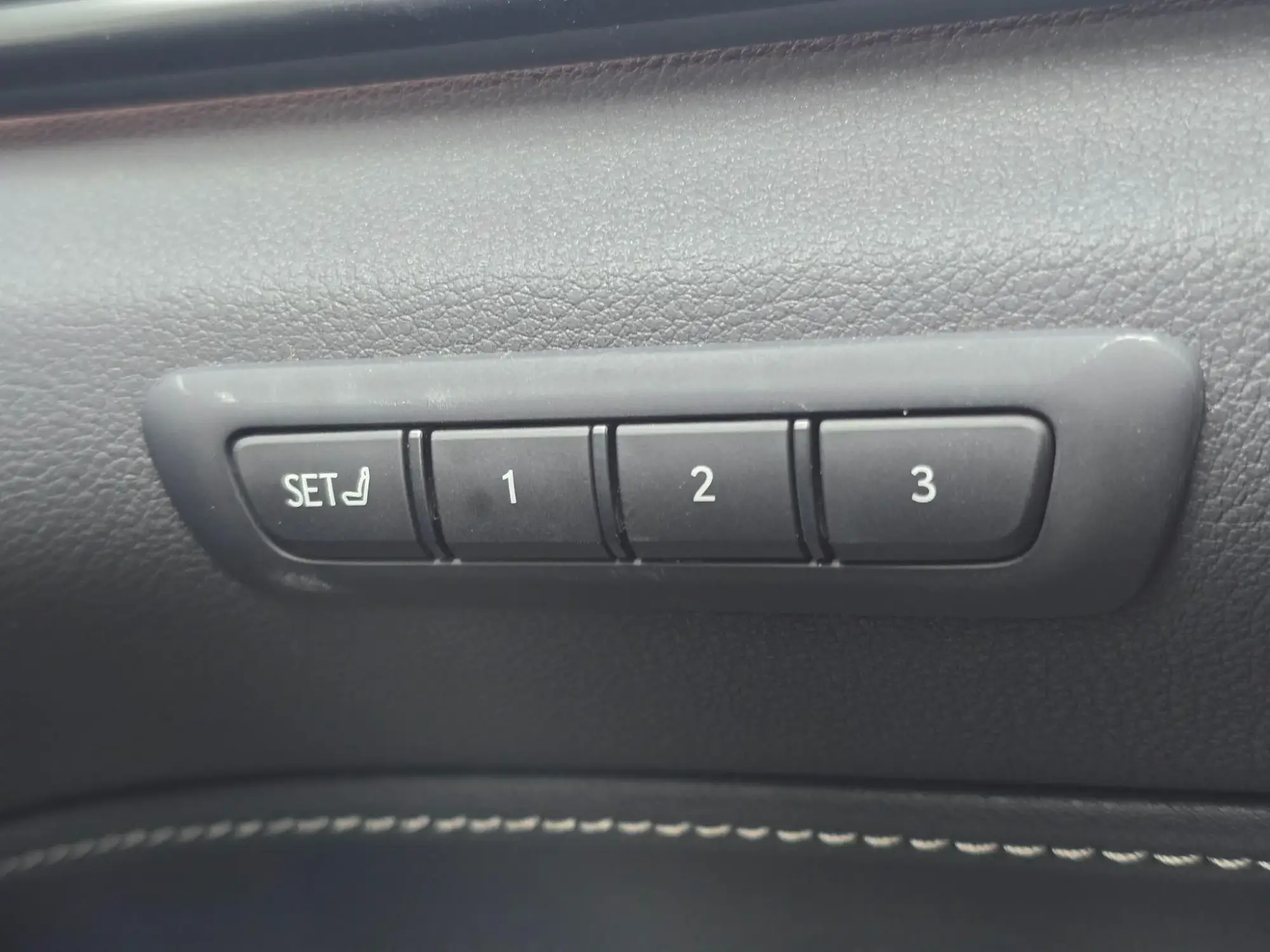 Lexus NX Image 35