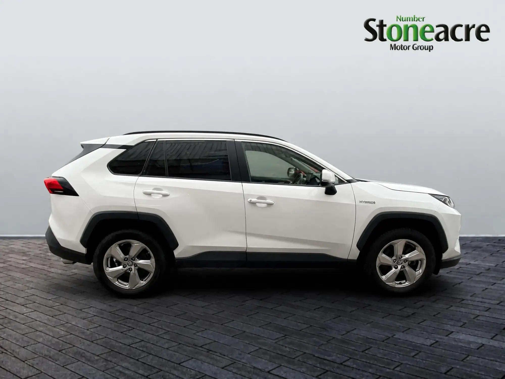 Toyota RAV4 Image 7 Toyota RAV4 Image 7