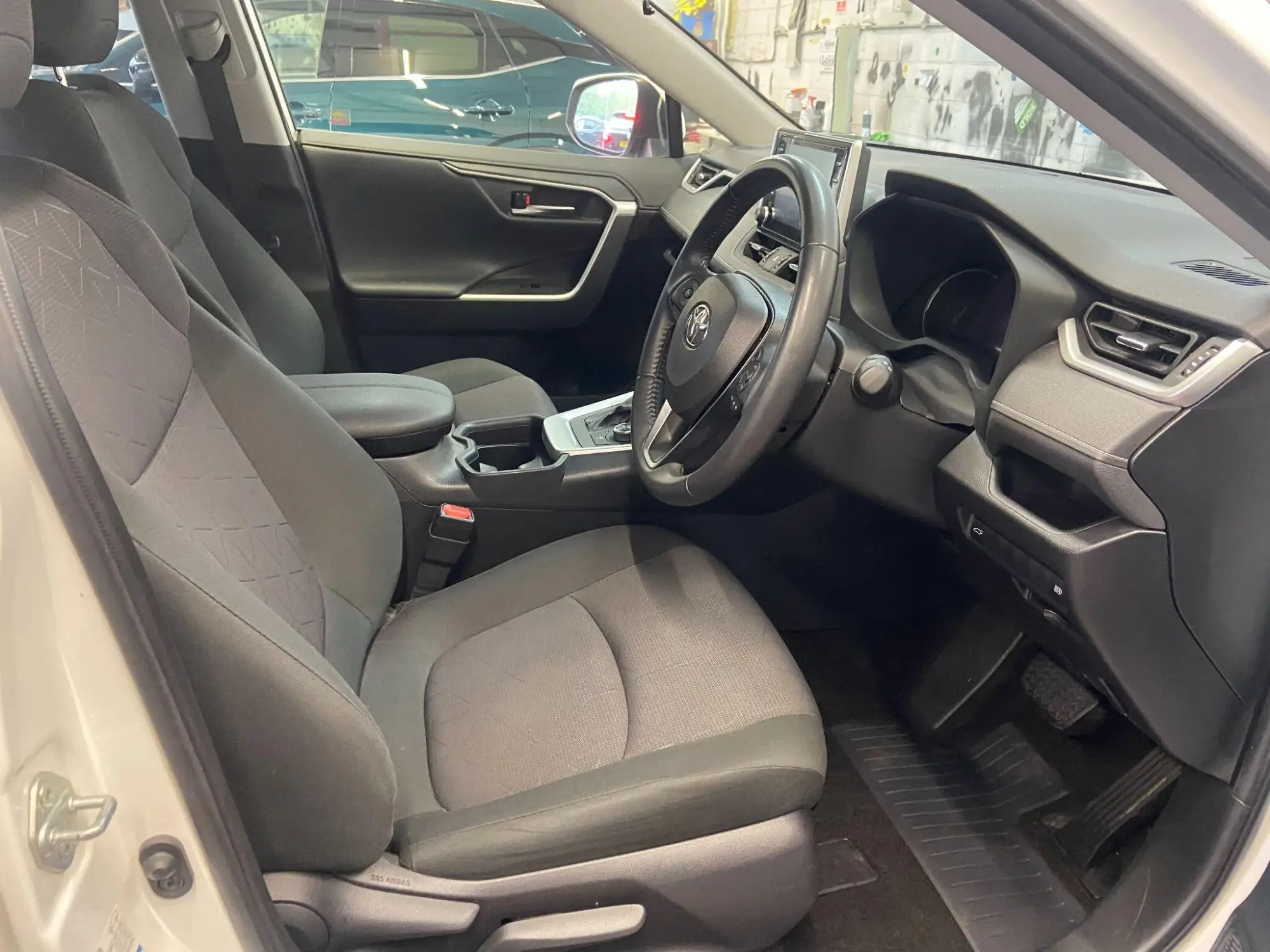 Toyota RAV4 Image 10 Toyota RAV4 Image 10