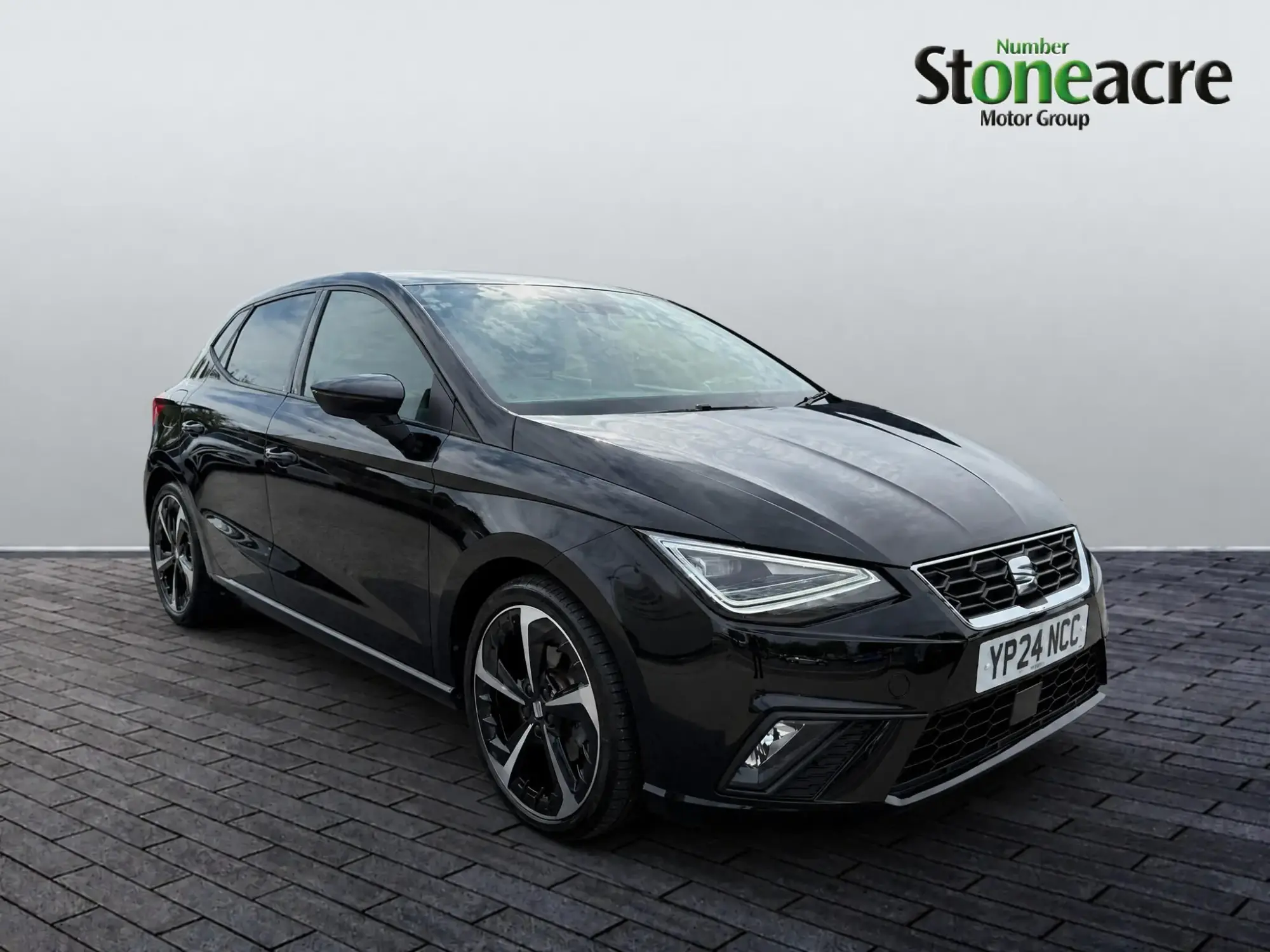 SEAT Ibiza 1.0 TSI FR Sport Euro 6 (s/s) 5dr YP24NCC Image 1