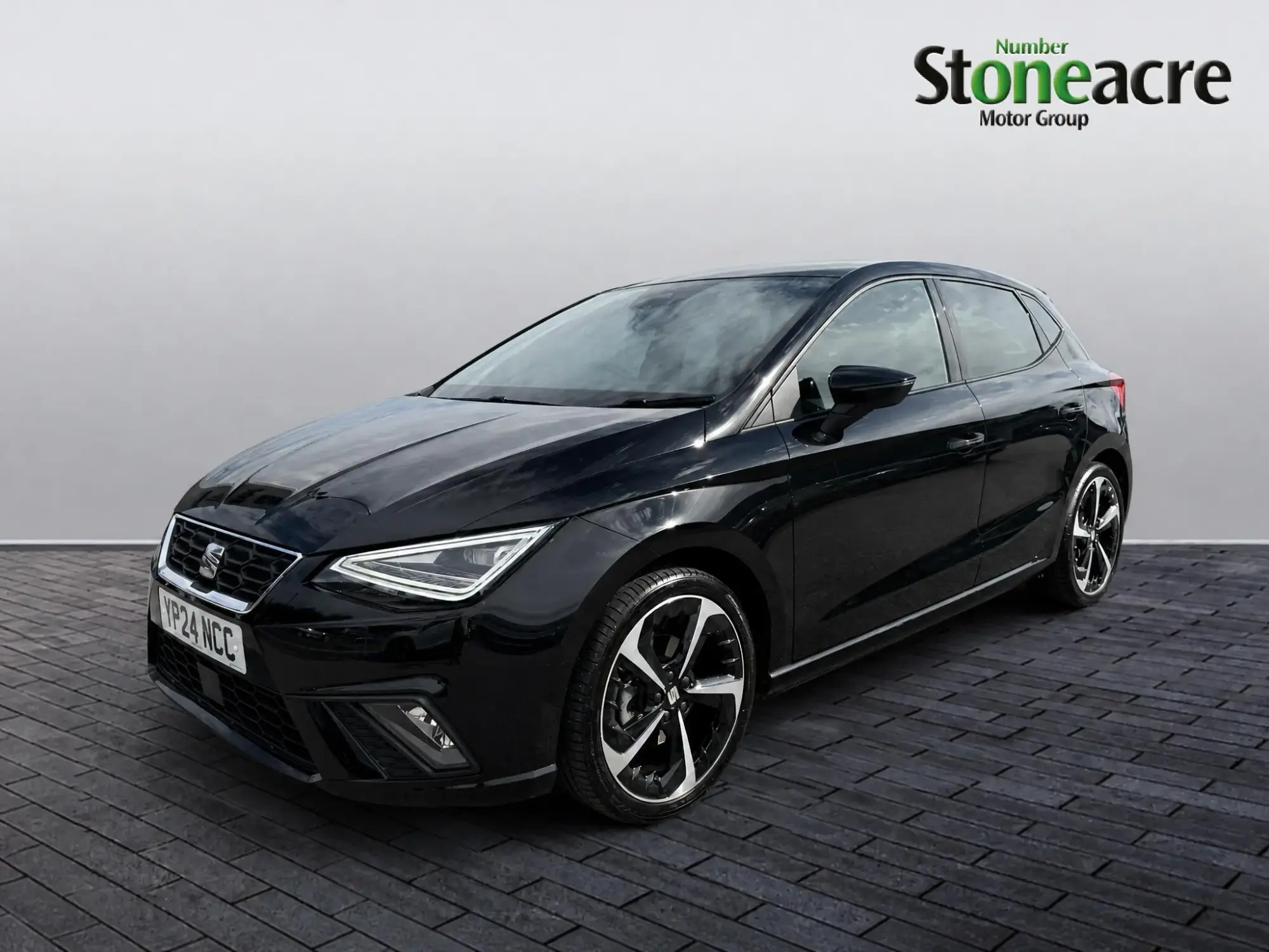 SEAT Ibiza 1.0 TSI FR Sport Euro 6 (s/s) 5dr YP24NCC Image 3