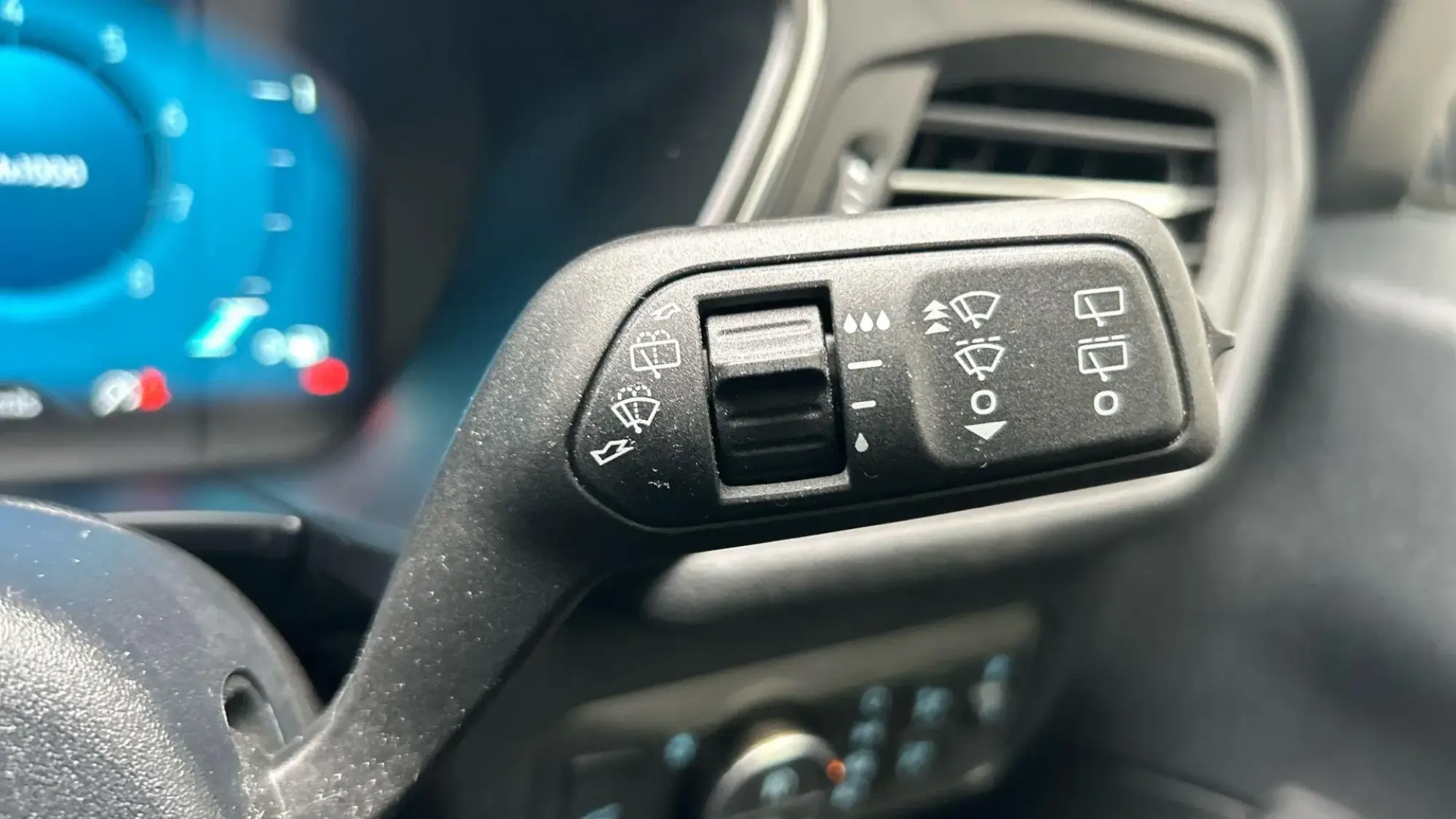 Ford Kuga Image 41