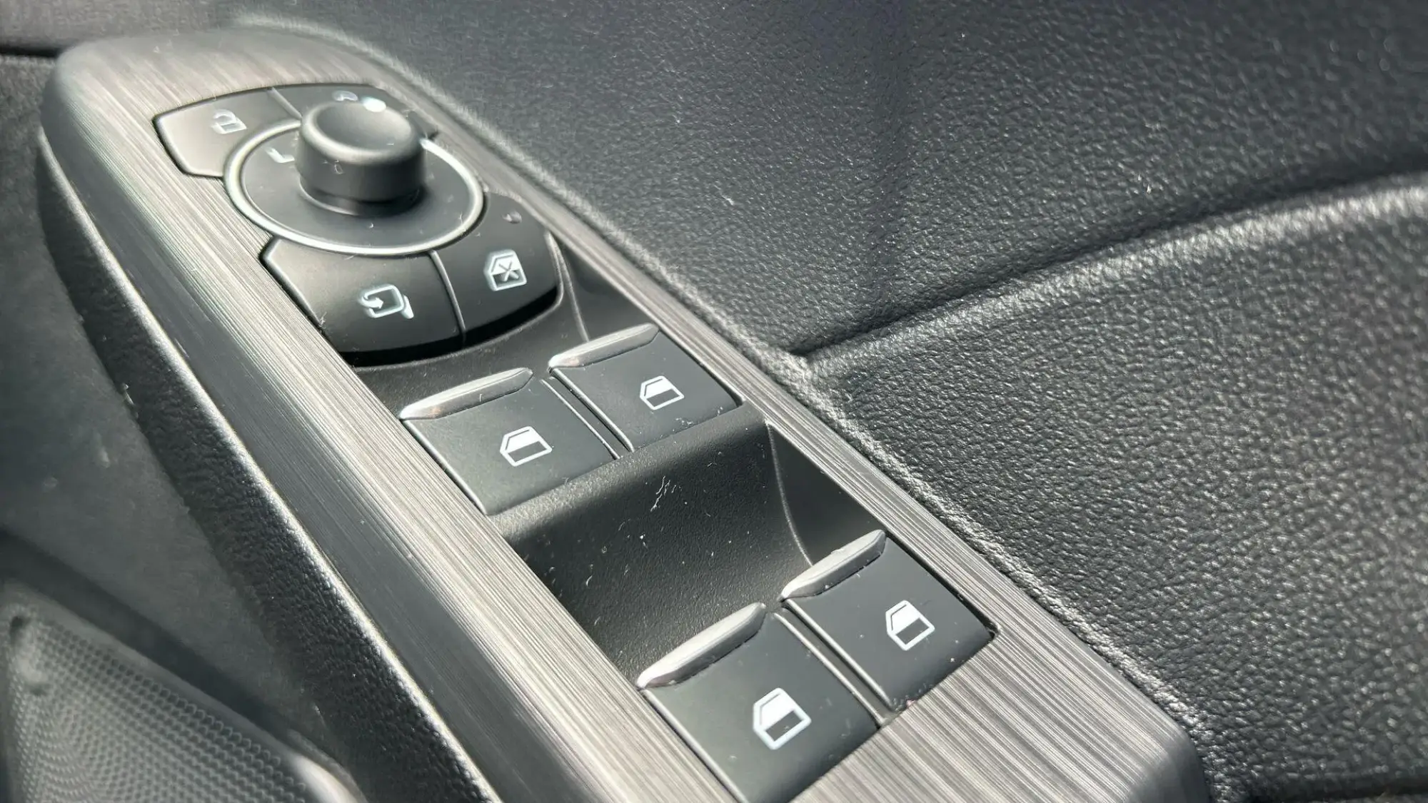 Ford Kuga Image 42