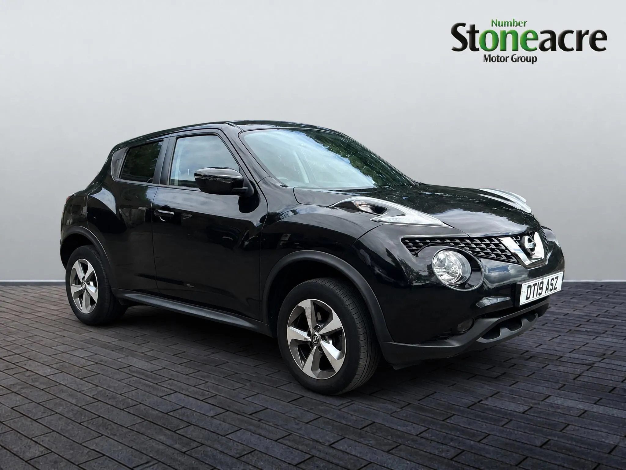 Nissan Juke undefined 1.6 [112] Acenta 5dr