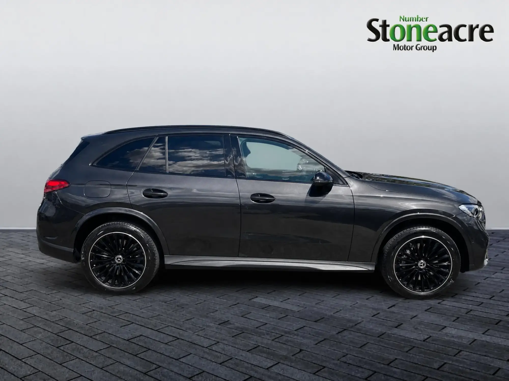 Mercedes-Benz GLC 2.0 GLC300e 31.2kWh Urban Edition G-Tronic+ 4MATIC Euro 6 (s/s) 5dr LL24HYY Image 2 Mercedes-Benz GLC 2.0 GLC300e 31.2kWh Urban Edition G-Tronic+ 4MATIC Euro 6 (s/s) 5dr LL24HYY Image 2