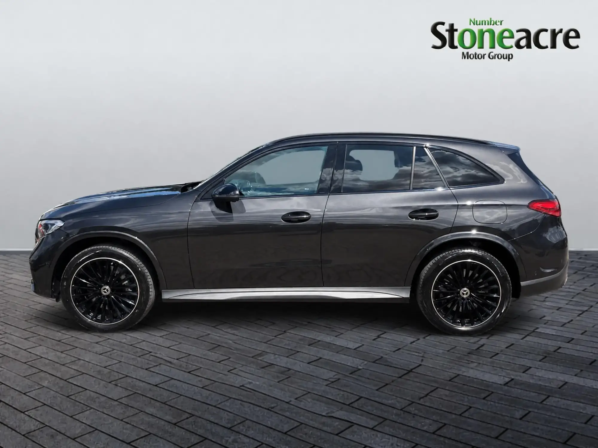 Mercedes-Benz GLC Image 8