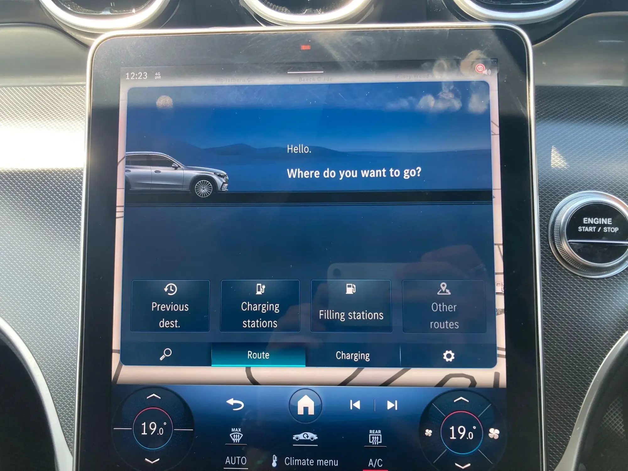 Mercedes-Benz GLC Image 18