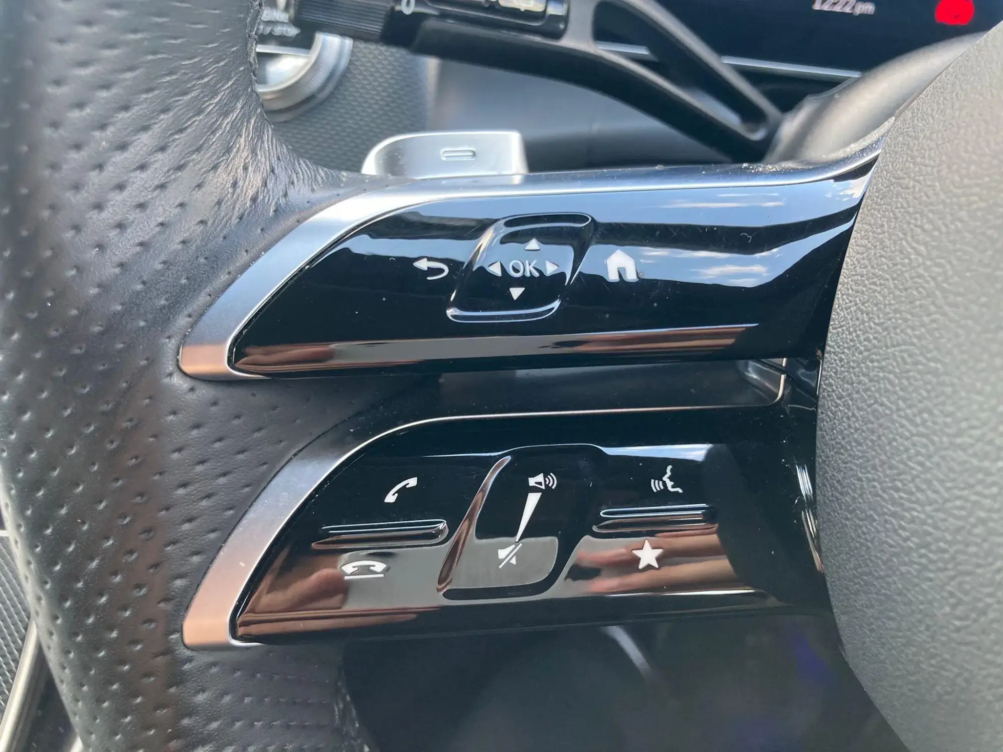 Mercedes-Benz GLC Image 23