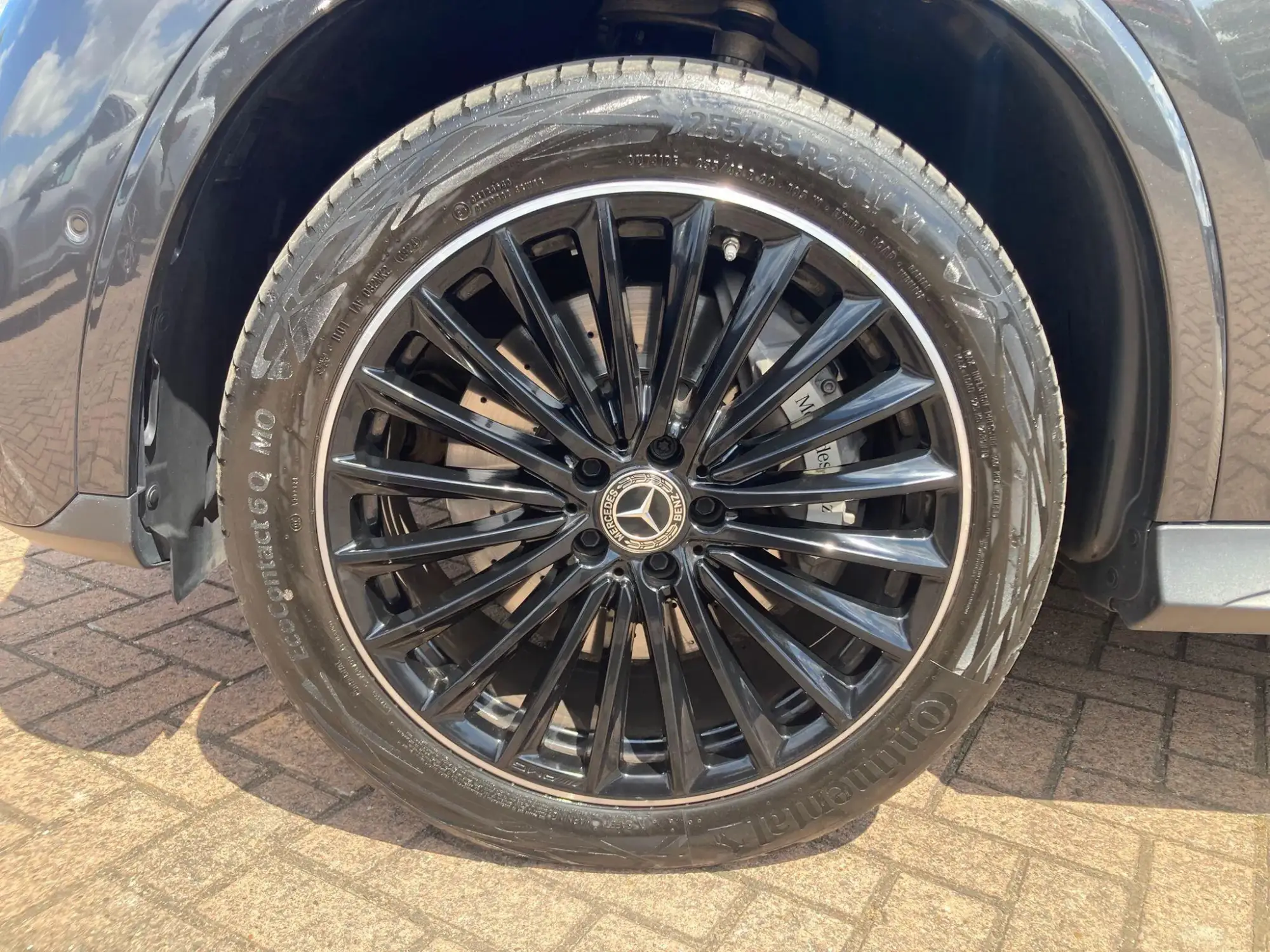Mercedes-Benz GLC Image 33