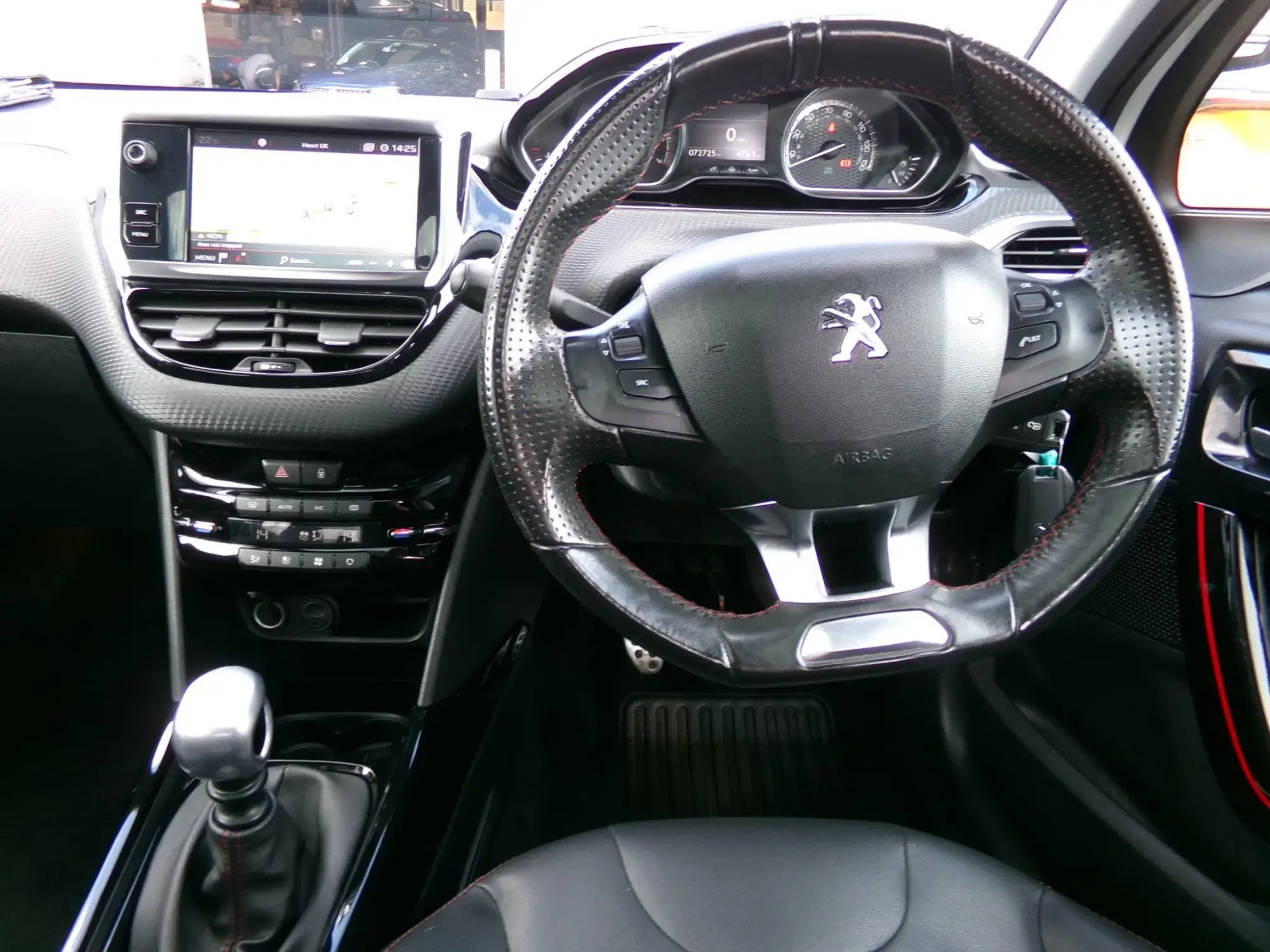 Peugeot 2008 Image 15 Peugeot 2008 Image 15