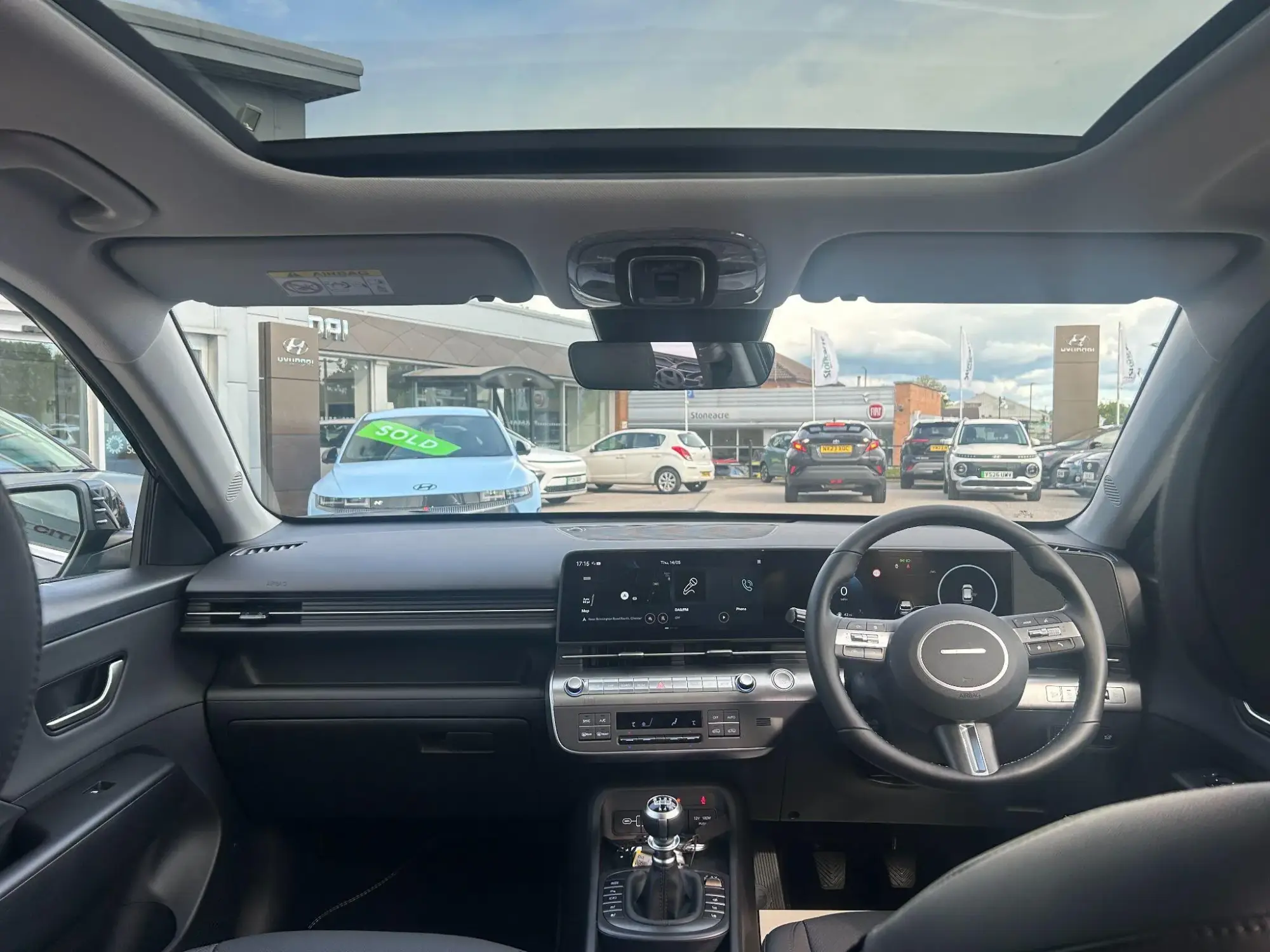 Hyundai KONA Image 30