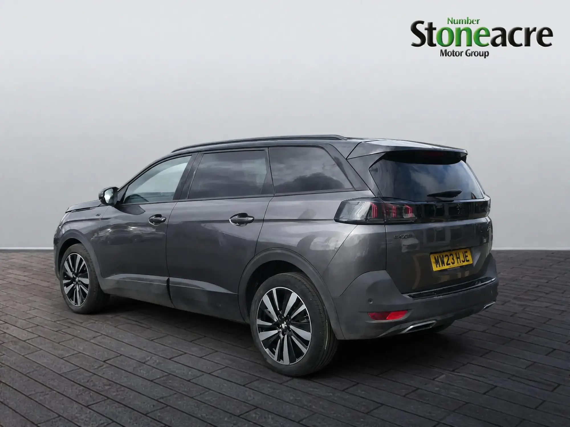Peugeot 5008 Image 4