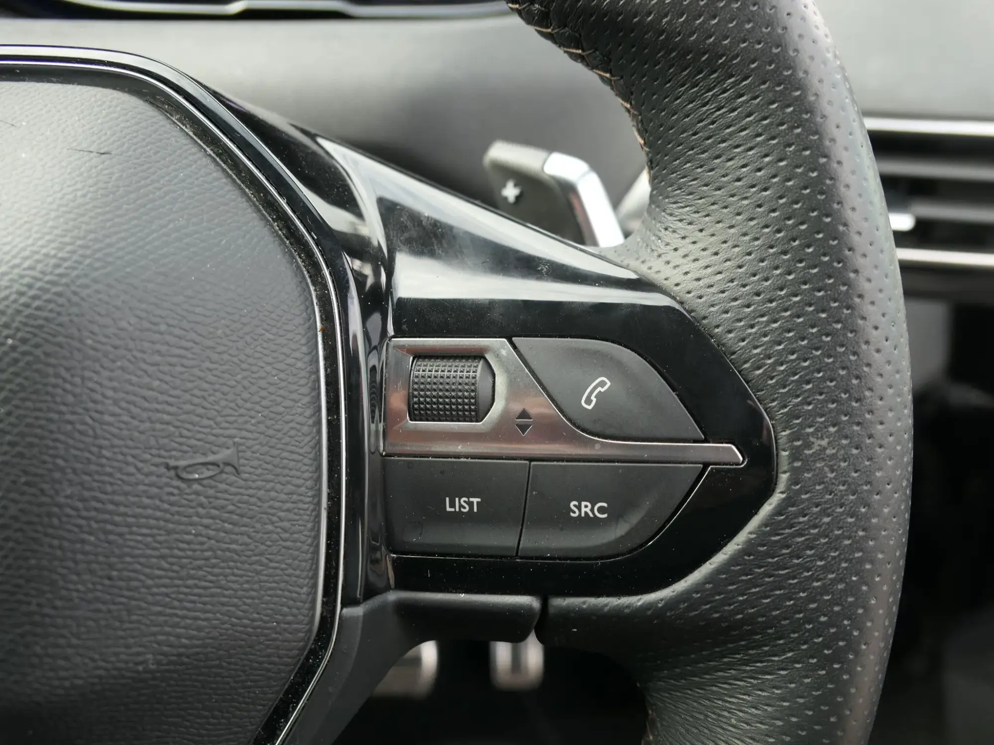 Peugeot 5008 Image 14
