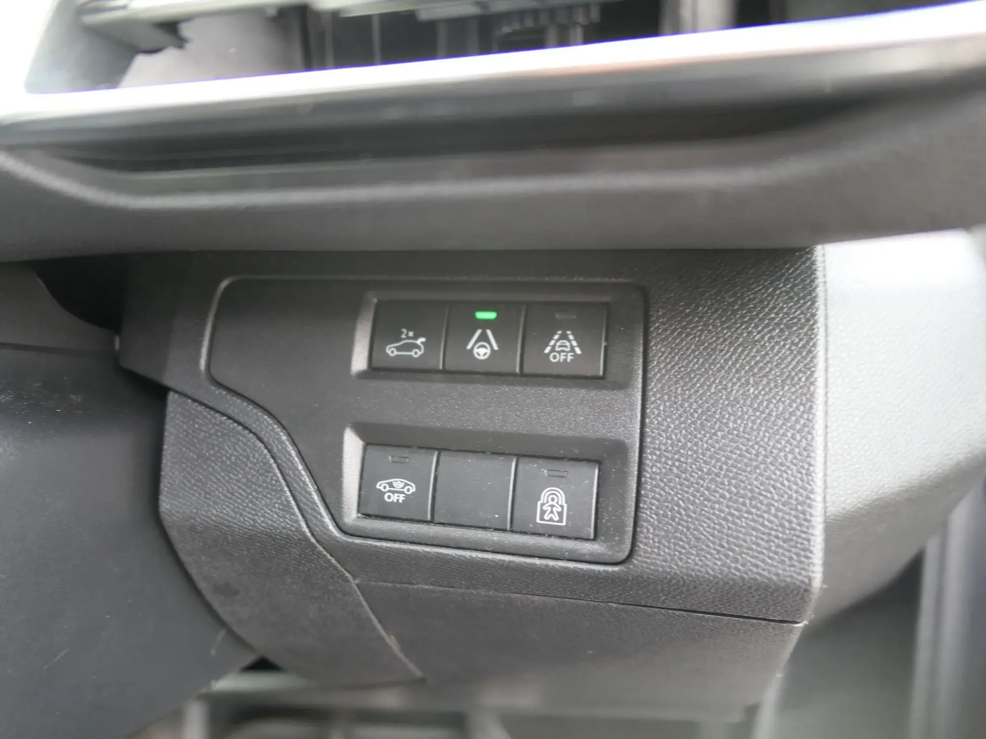 Peugeot 5008 Image 16