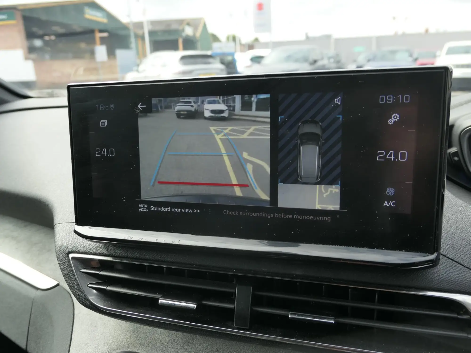 Peugeot 5008 Image 25