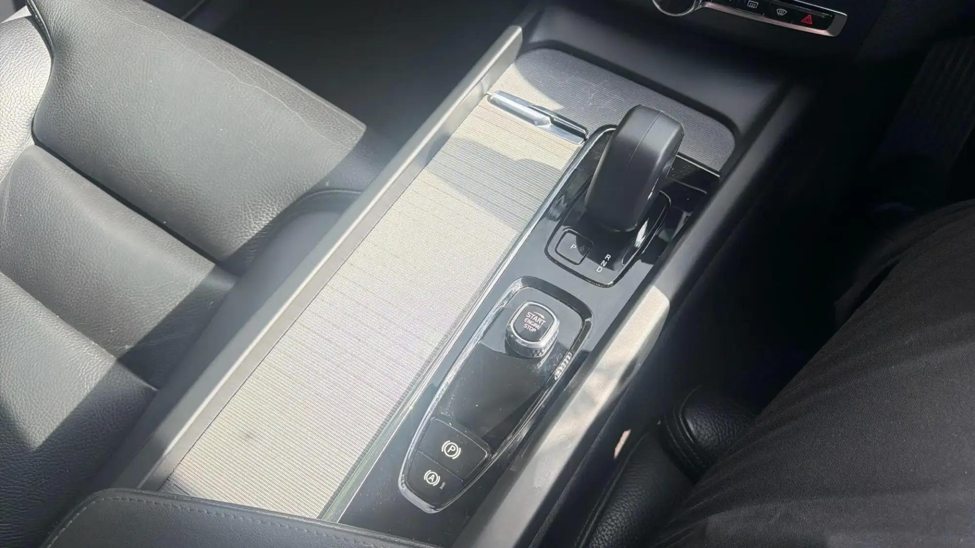 Volvo XC60 Image 8