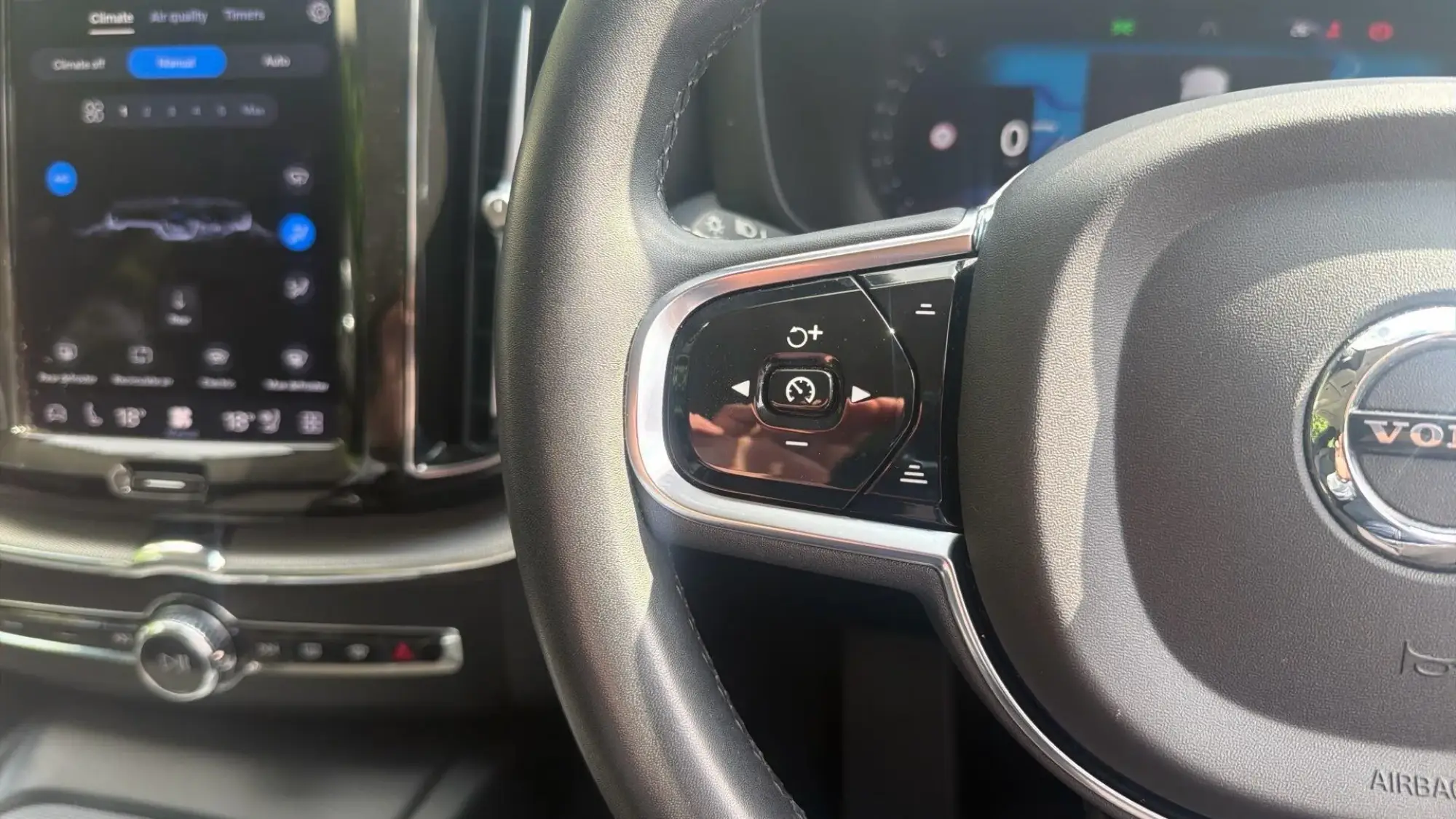Volvo XC60 Image 13