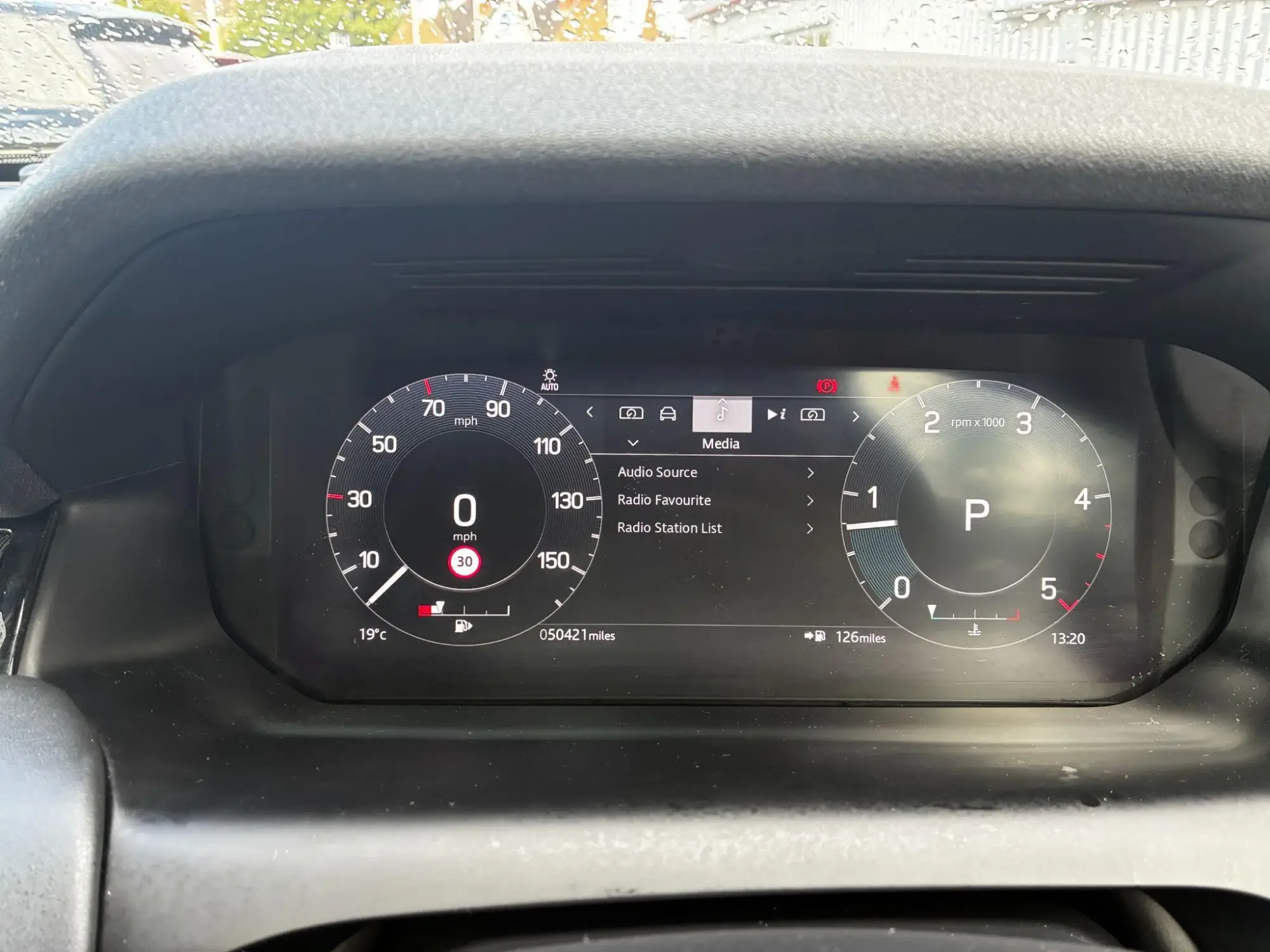 Land Rover Discovery Sport Image 28 Land Rover Discovery Sport Image 28
