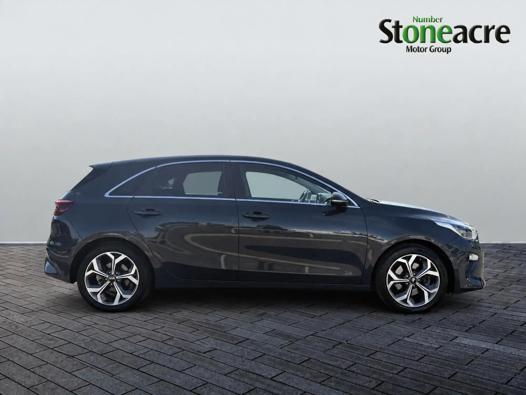 Kia Ceed 1.0 T-GDi 3 Euro 6 (s/s) 5dr NX19GCZ Image 2 Kia Ceed 1.0 T-GDi 3 Euro 6 (s/s) 5dr NX19GCZ Image 2