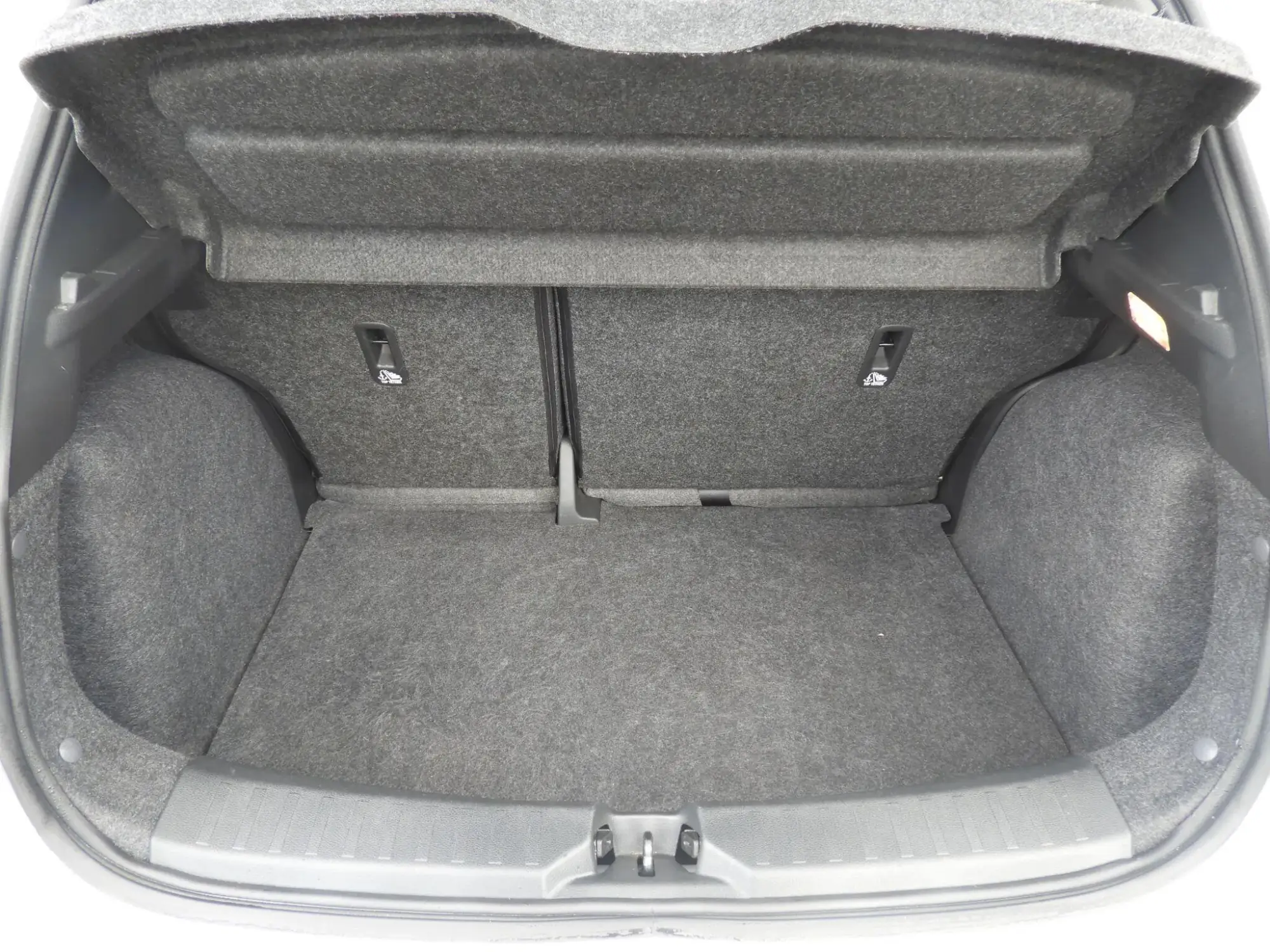 Nissan MICRA Image 3 Nissan MICRA Image 3