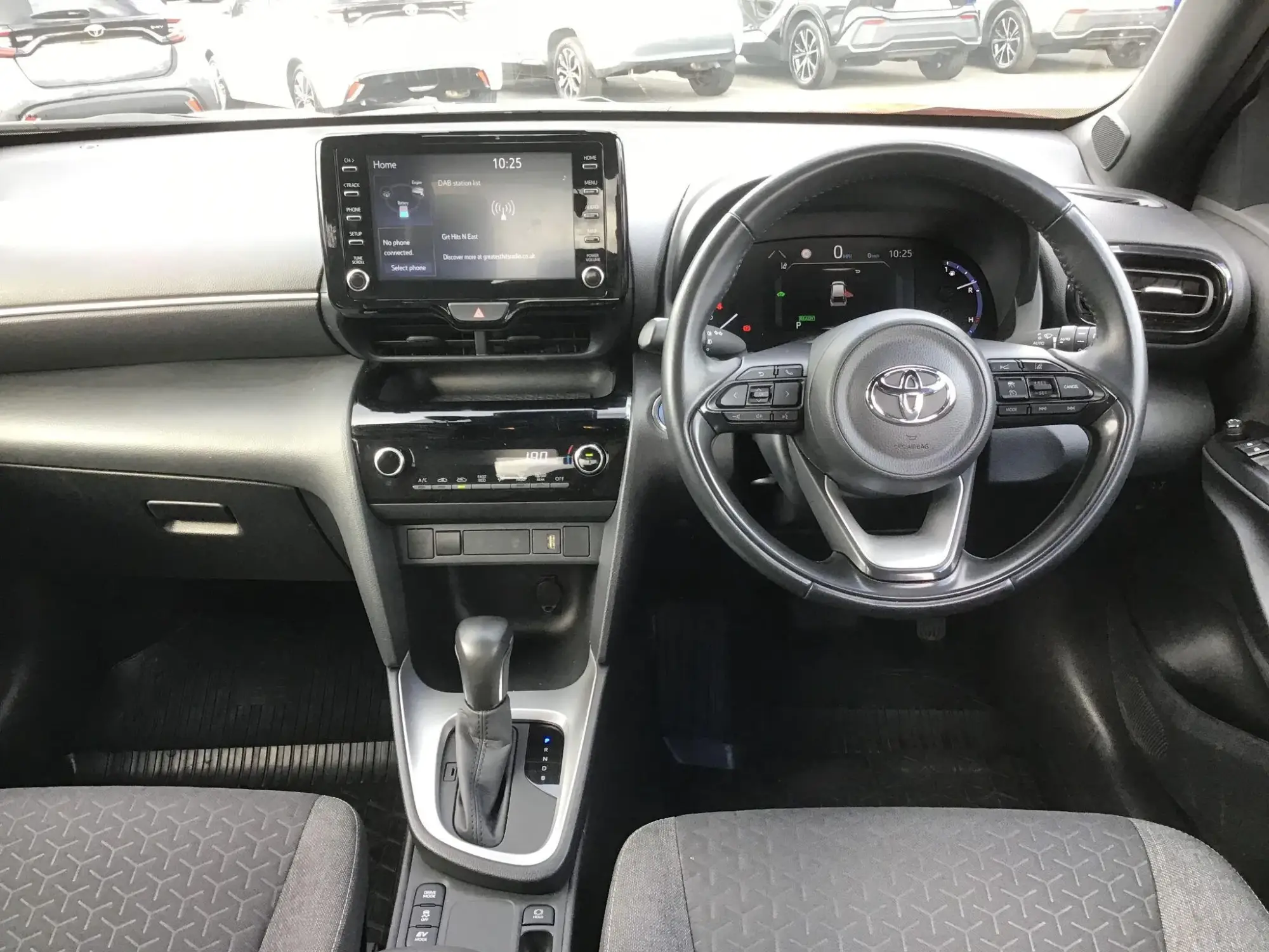 Toyota Yaris Cross Image 6 Toyota Yaris Cross Image 6