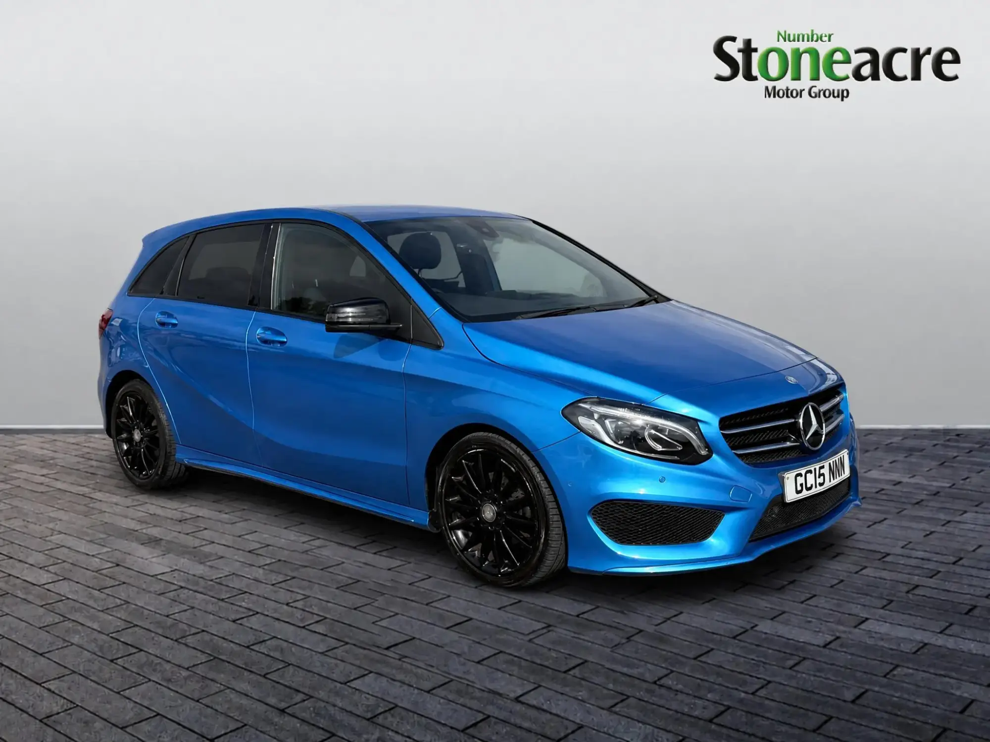 Mercedes-Benz B-Class B200d AMG Line Premium 5dr Auto GC15NNM Image 1 Mercedes-Benz B-Class B200d AMG Line Premium 5dr Auto GC15NNM Image 1