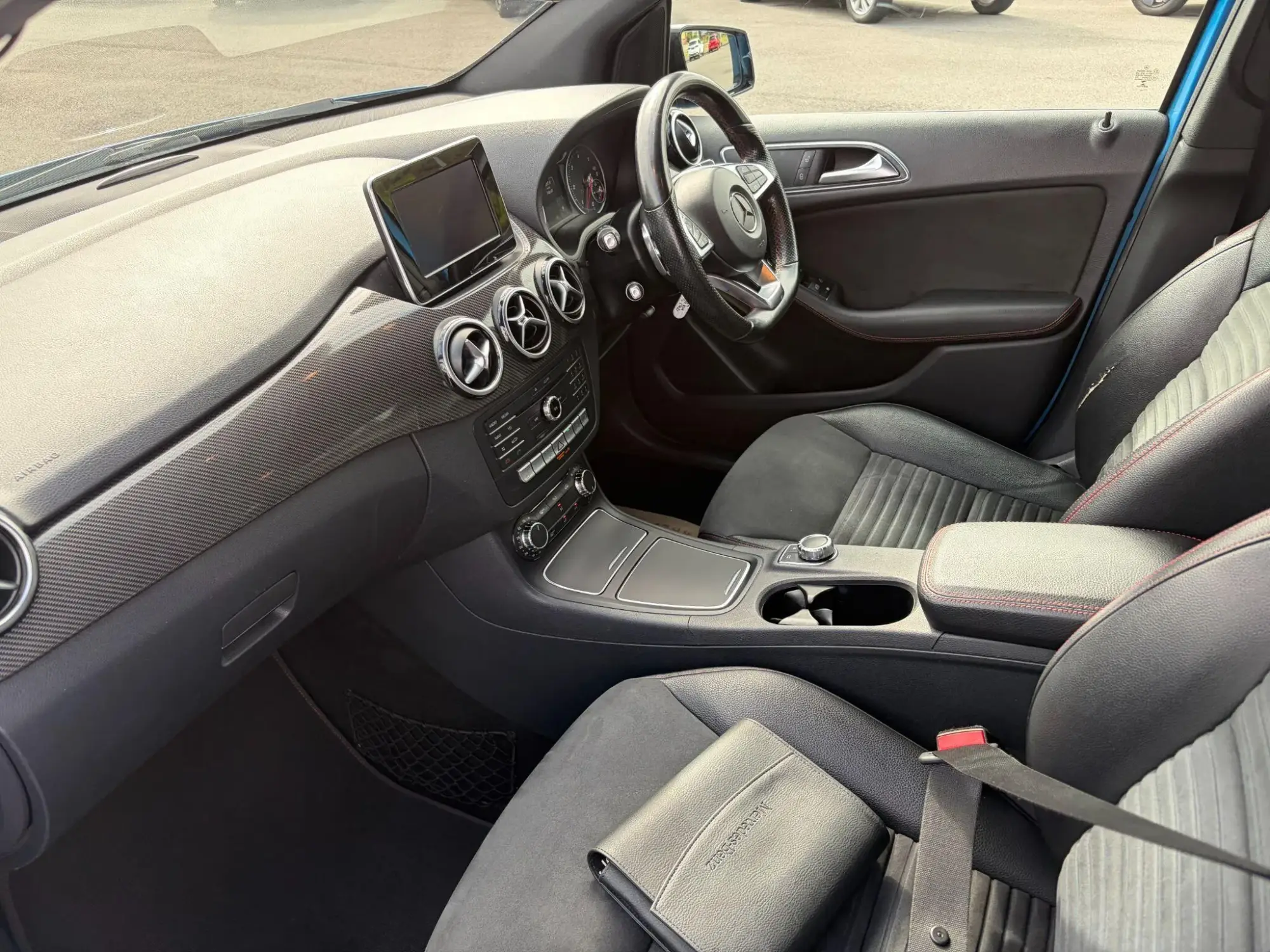 Mercedes-Benz B-Class Image 20 Mercedes-Benz B-Class Image 20
