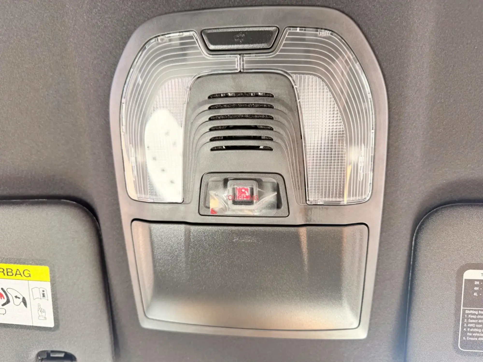 Isuzu D-Max V-Cross Image 15 Isuzu D-Max V-Cross Image 15