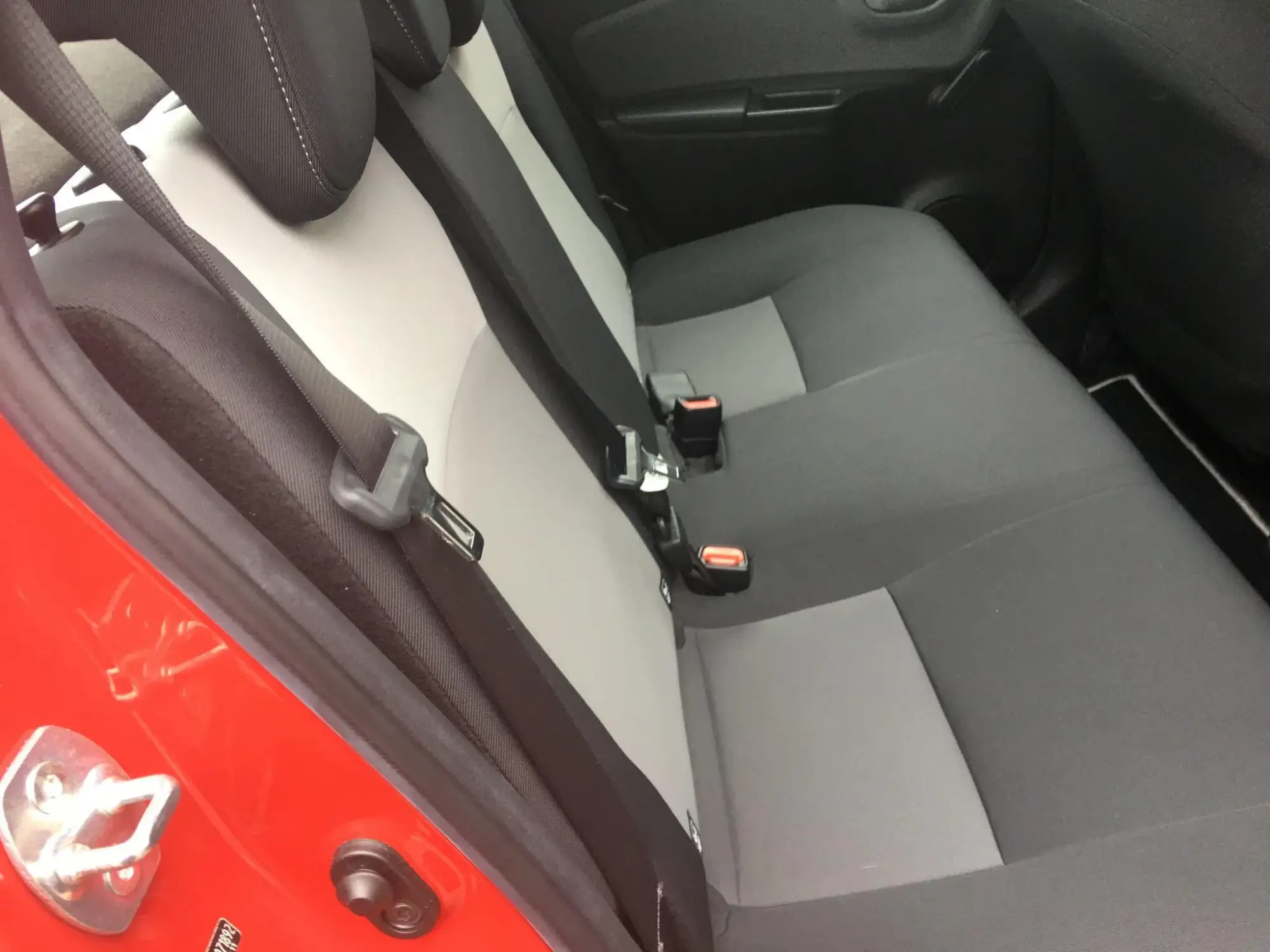 Toyota Yaris Image 17