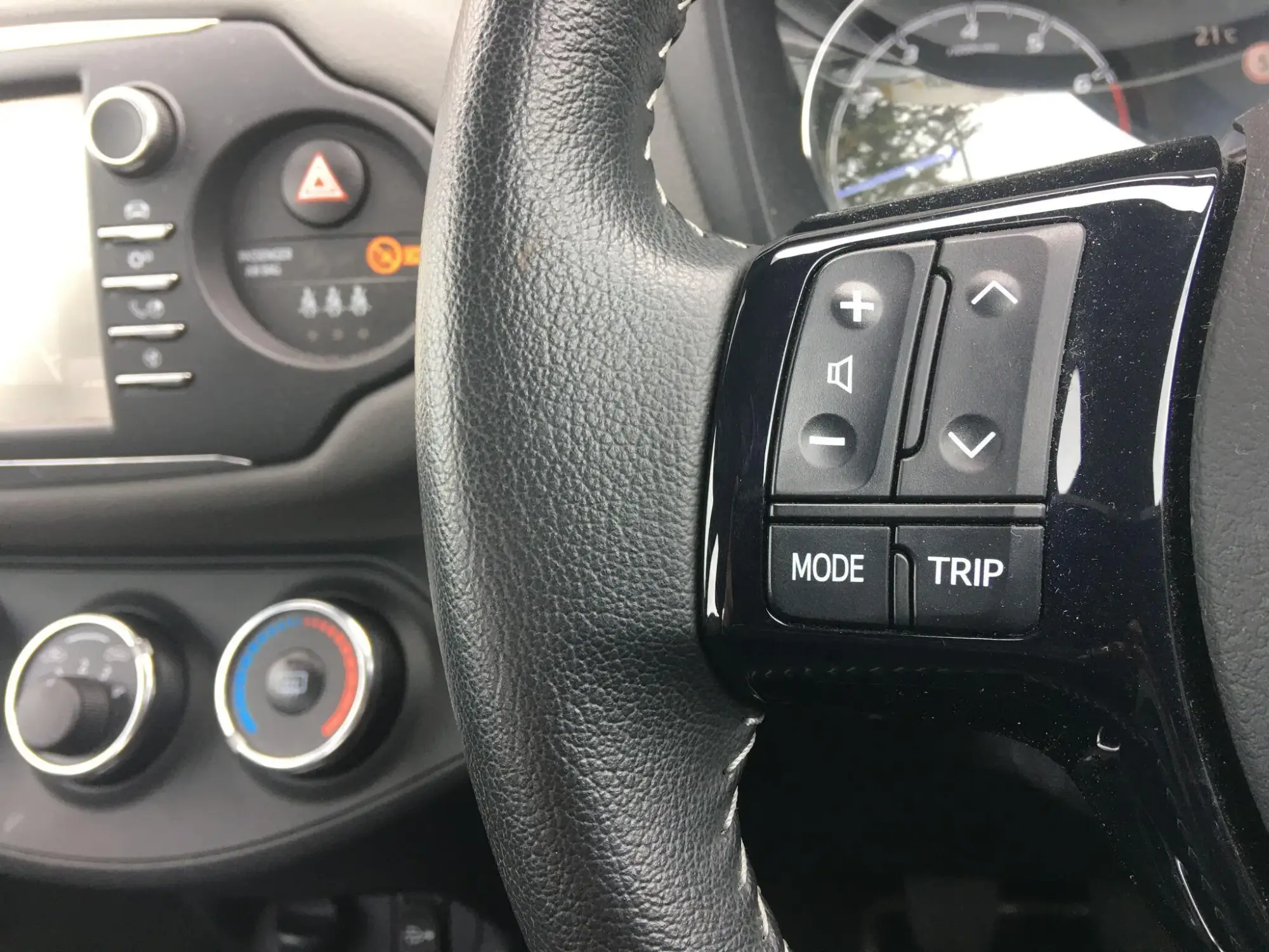 Toyota Yaris Image 33