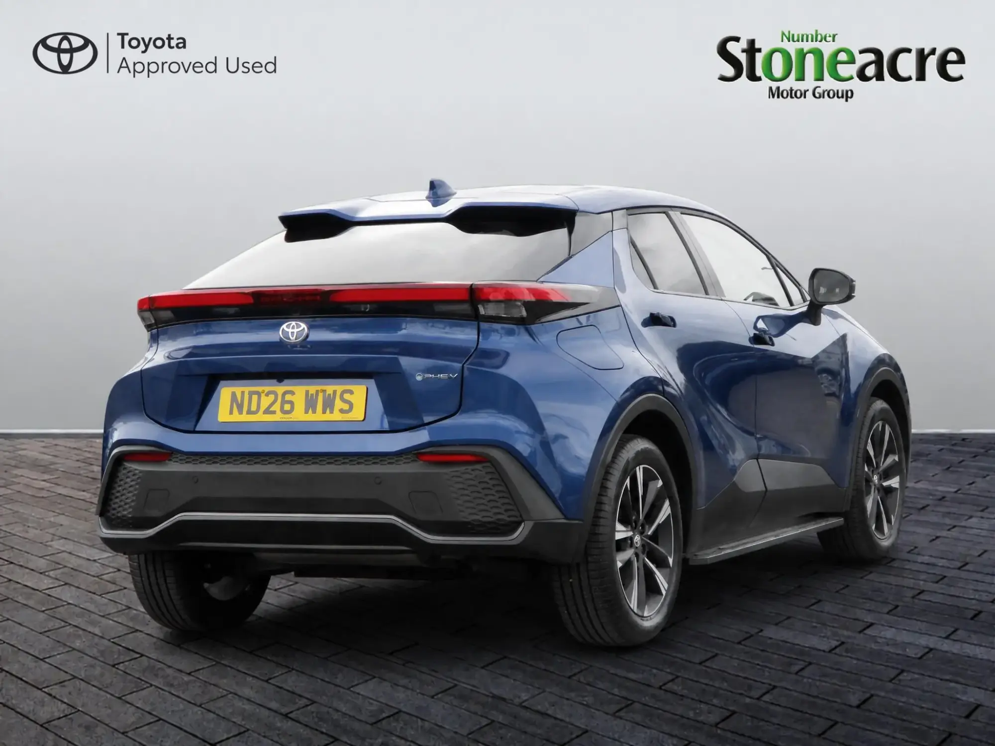 Toyota C-HR Plug-in Hybrid 2.0 VVT-h 13.6 kWh Design CVT Euro 6 (s/s) 5dr ND26WWS Image 3 Toyota C-HR Plug-in Hybrid 2.0 VVT-h 13.6 kWh Design CVT Euro 6 (s/s) 5dr ND26WWS Image 3
